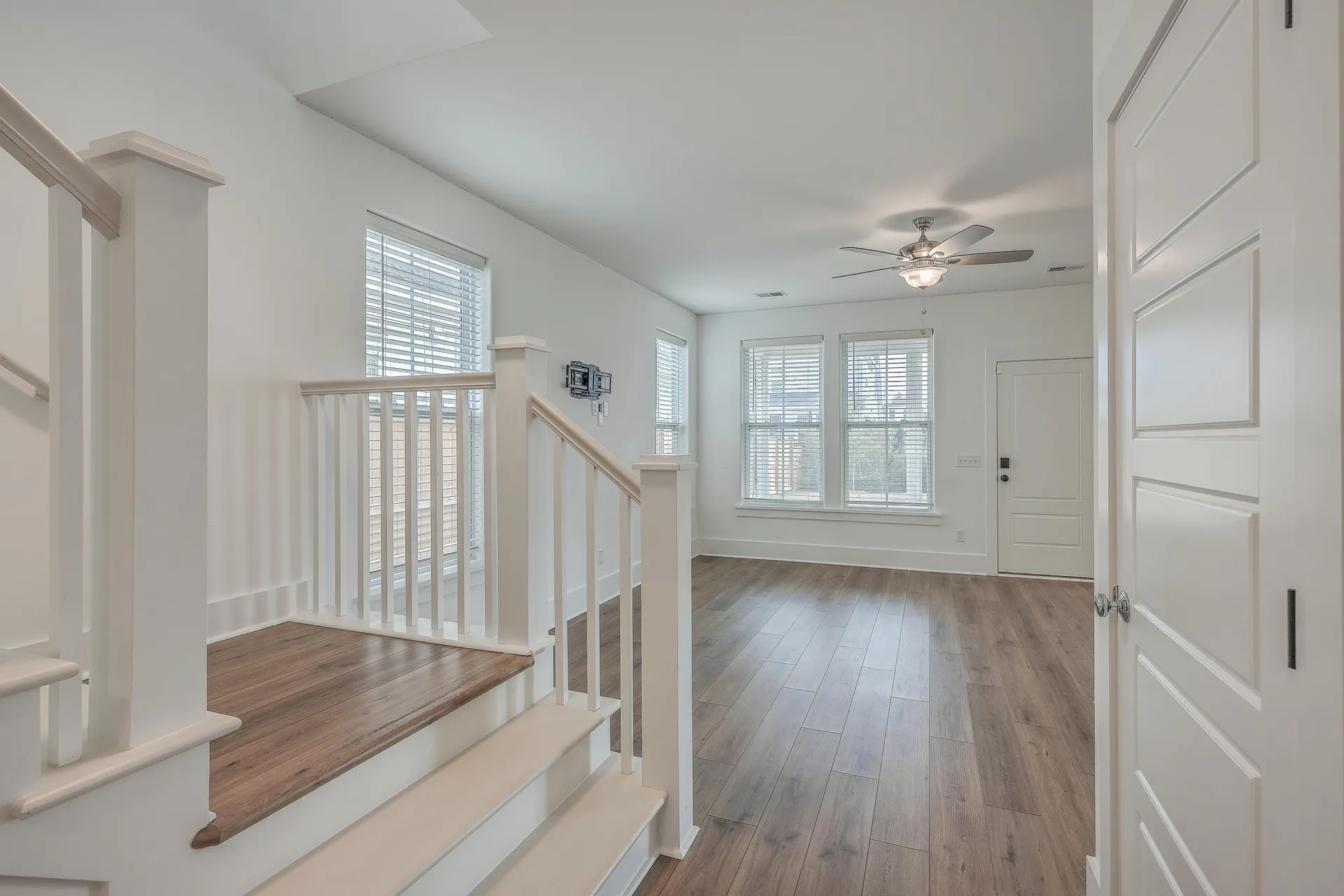 Property image 4 at 219 Clearblue Loop, Summerville, SC 29486