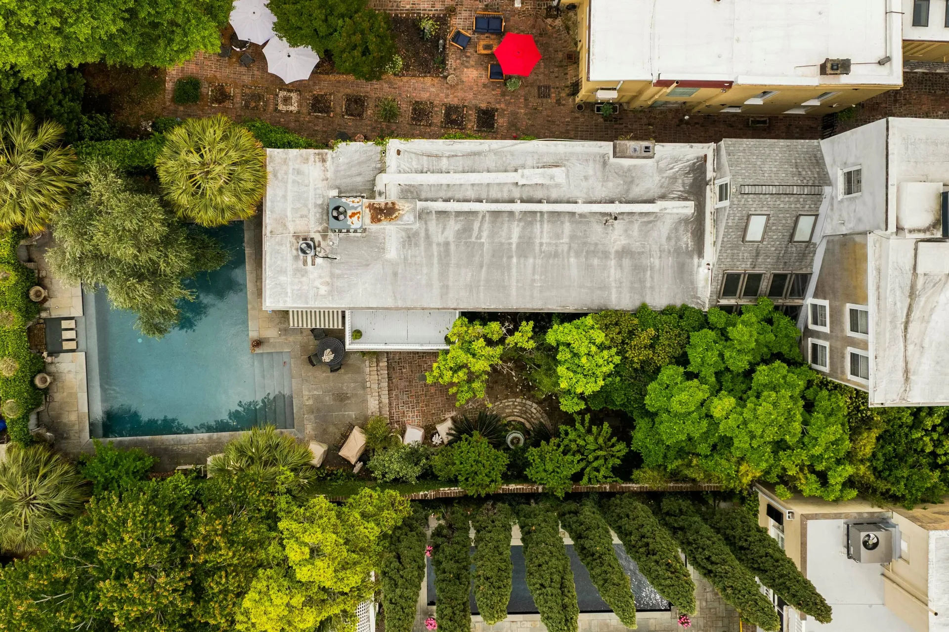 Property image 3 at 62 Society Street, Charleston, SC 29401