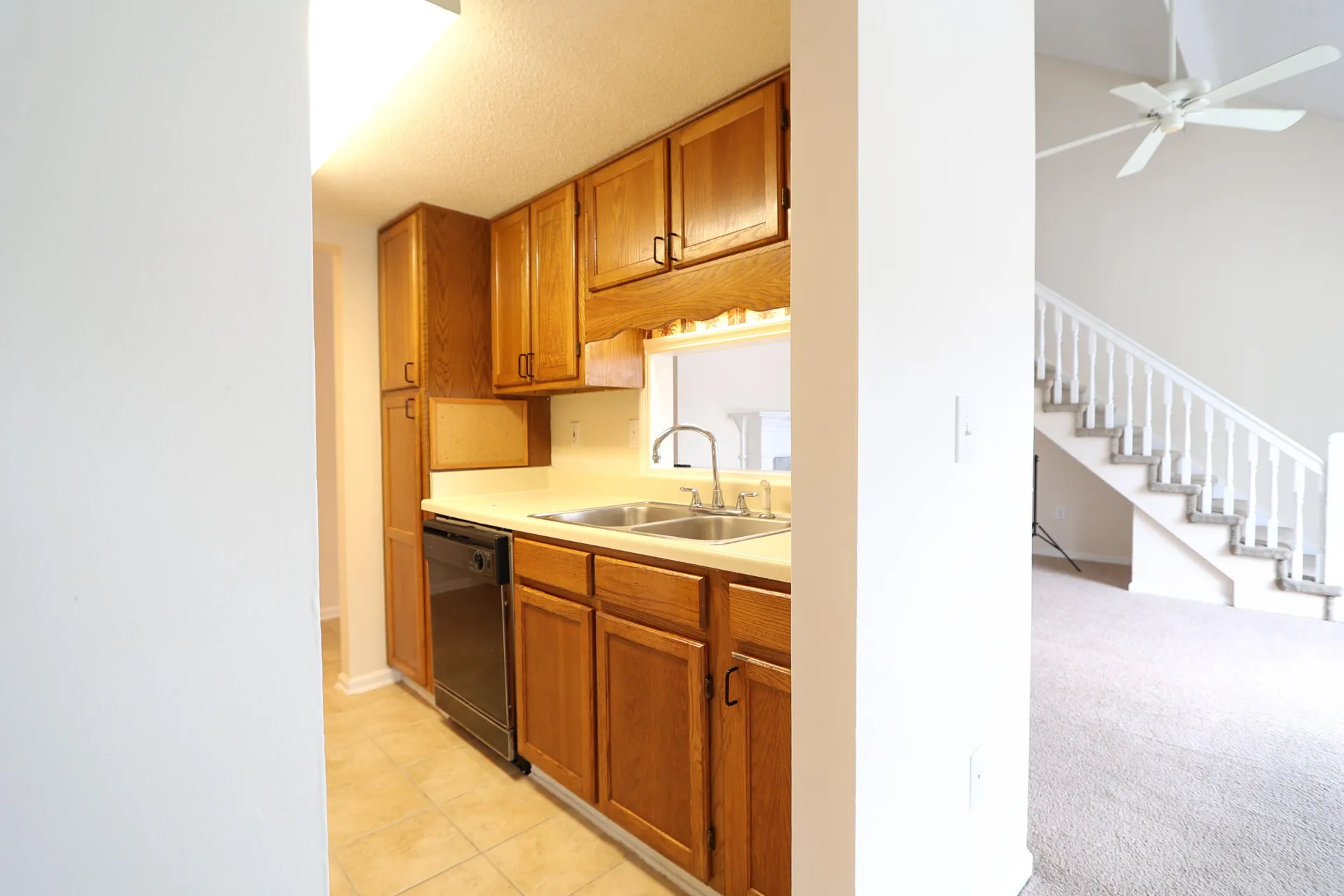 Property image 5 at 403 Sunny Side Way, Summerville, SC 29485