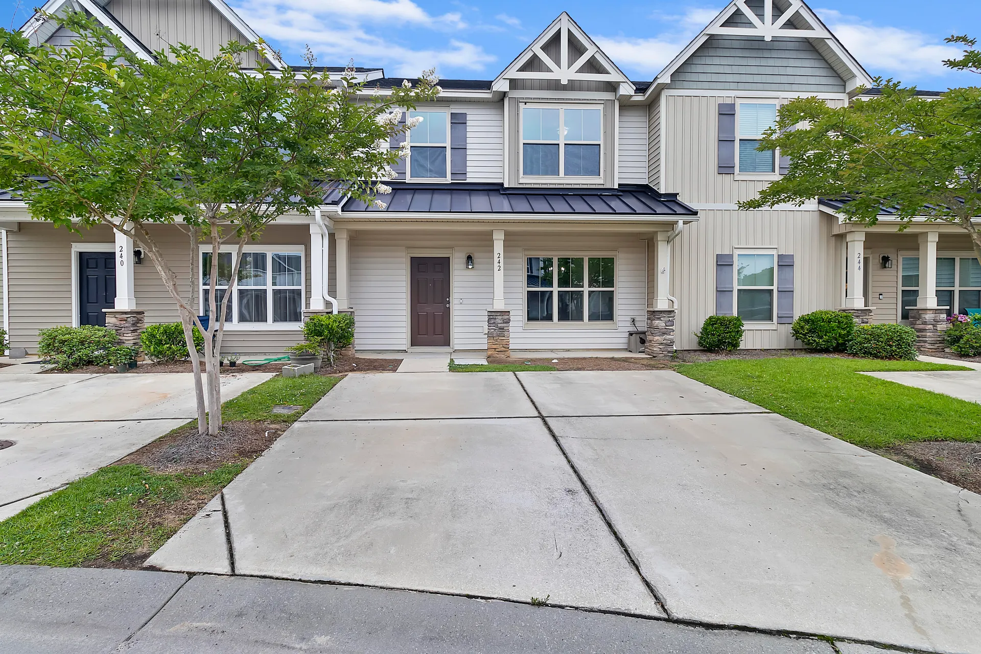 242 Swallowtail Lane