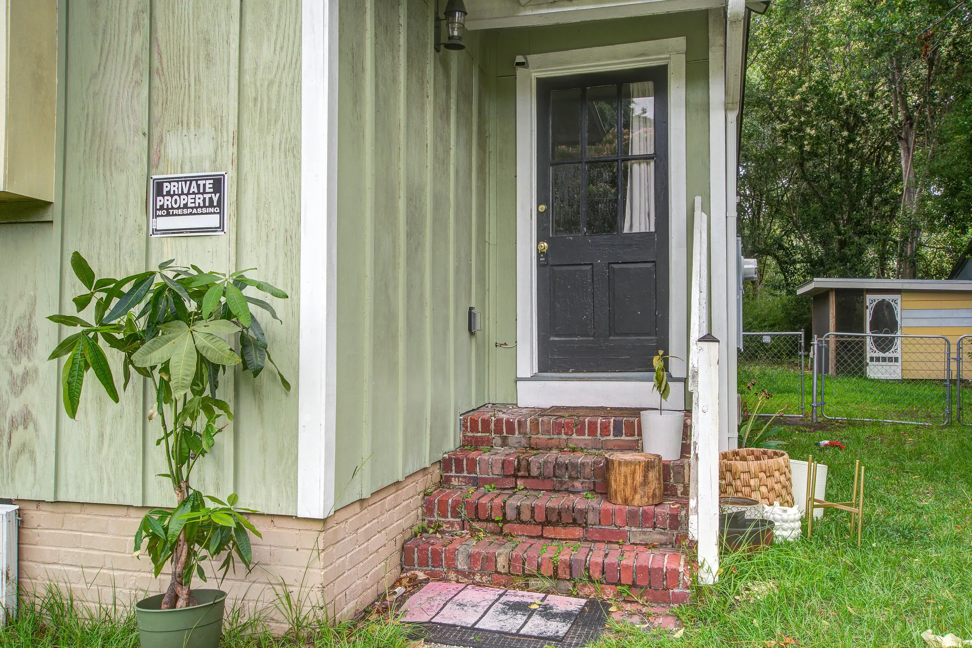 2702 Decatur Street