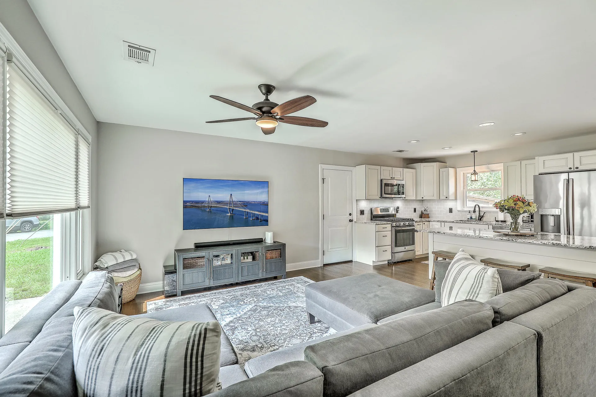 Property image 4 at 1827 S Mayflower Drive, Charleston, SC 29412