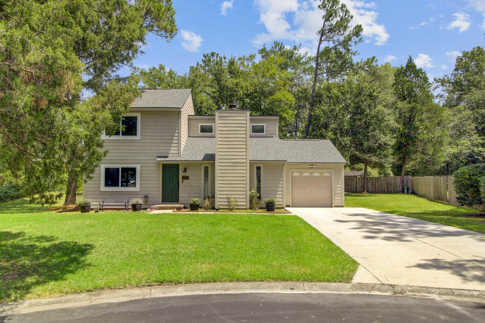 102 Lexington Place