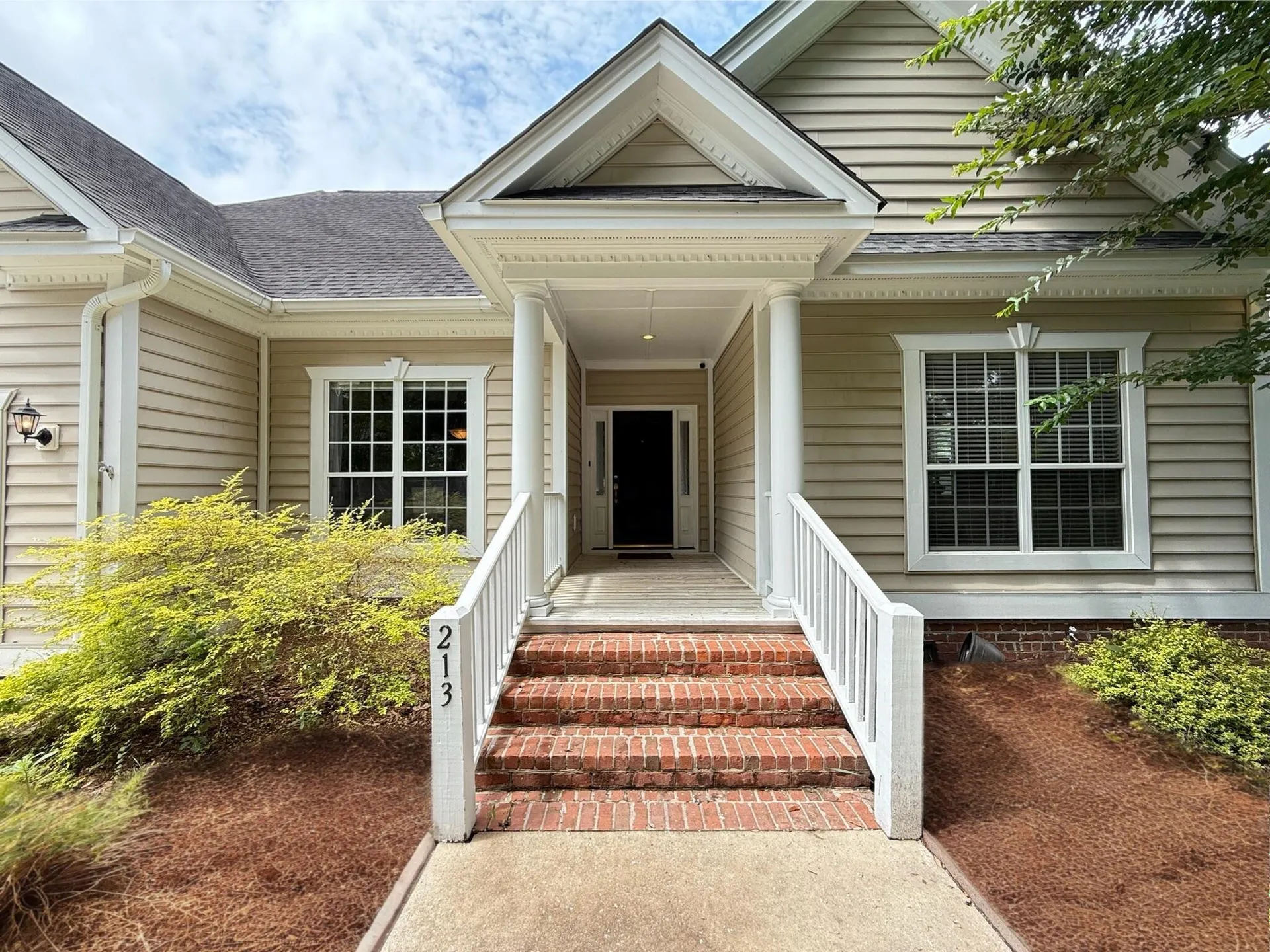 Property image 3 at 213 Ashmont Drive, Wando, SC 29492