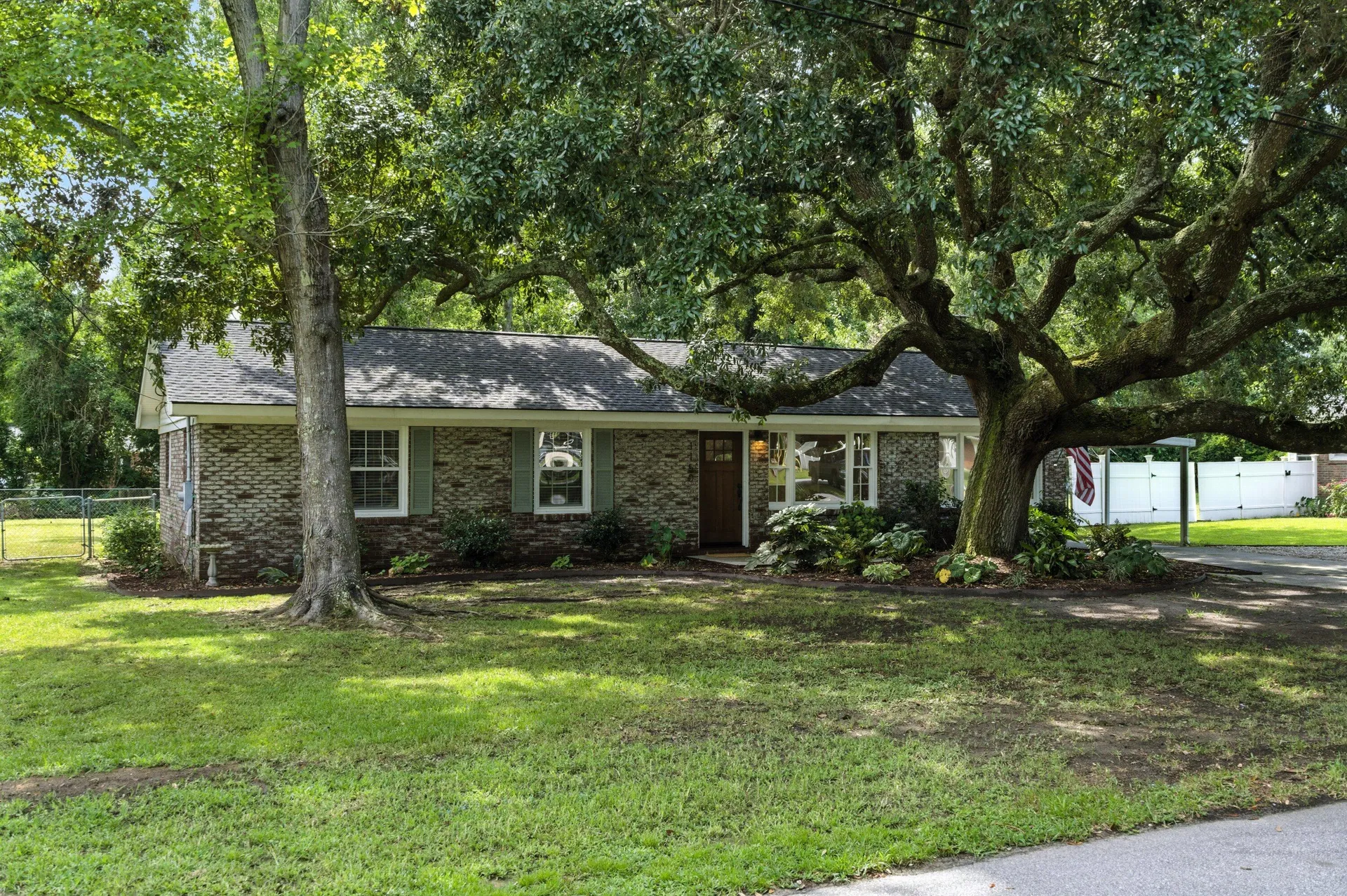 Property image 2 at 1150 Lighthouse Boulevard, Charleston, SC 29412