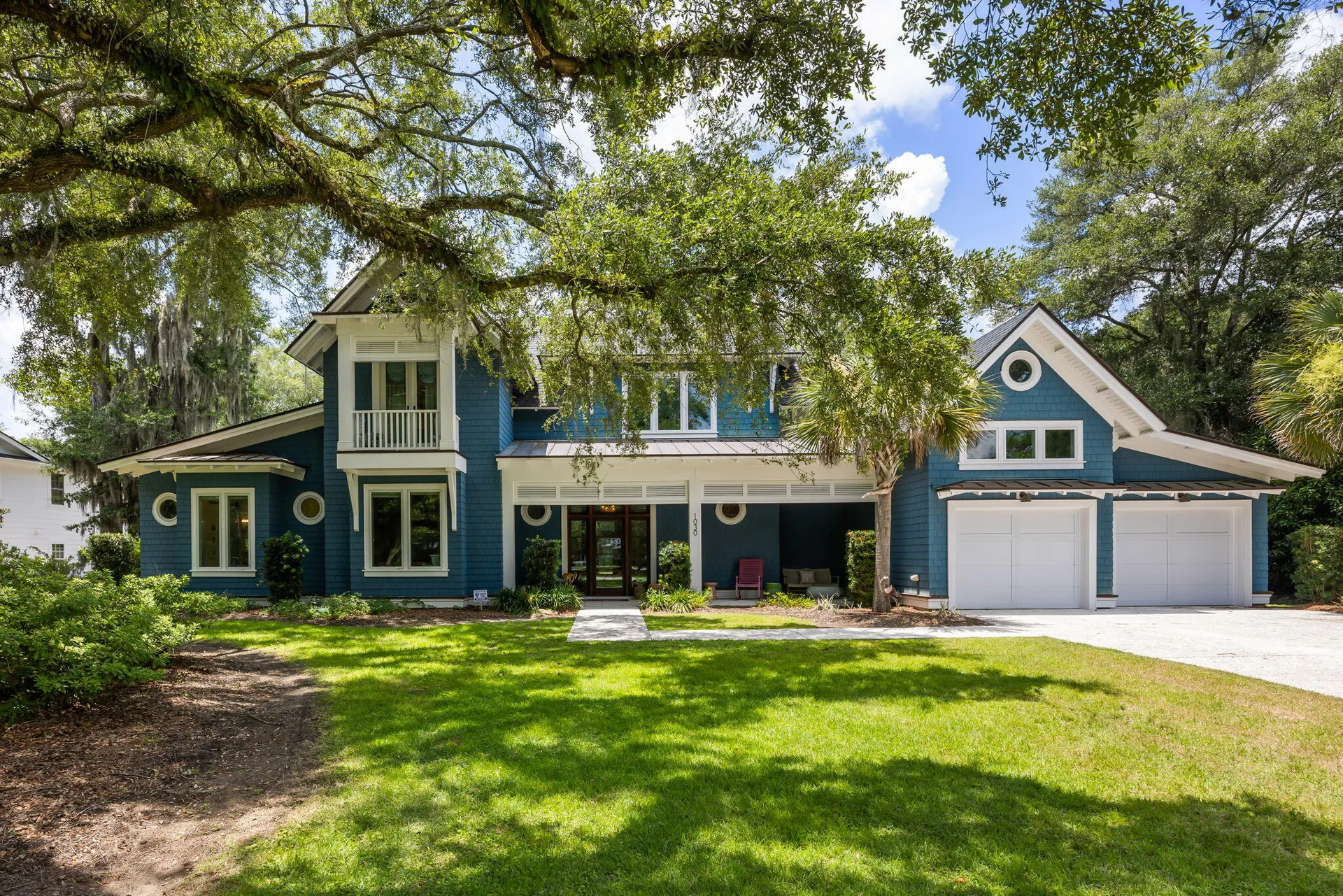 Property image 2 at 1030 W Lakeview Drive, Mount Pleasant, SC 29464