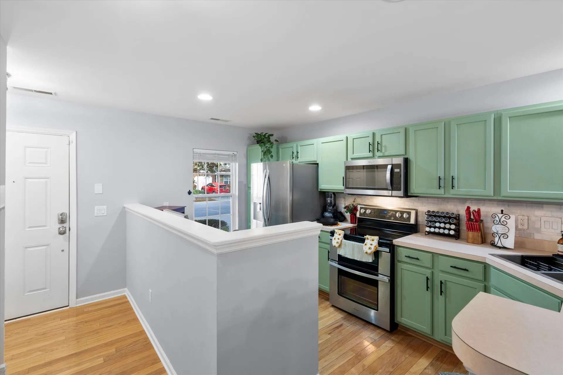 Property image 3 at 8741 Grassy Oak Trail, North Charleston, SC 29420
