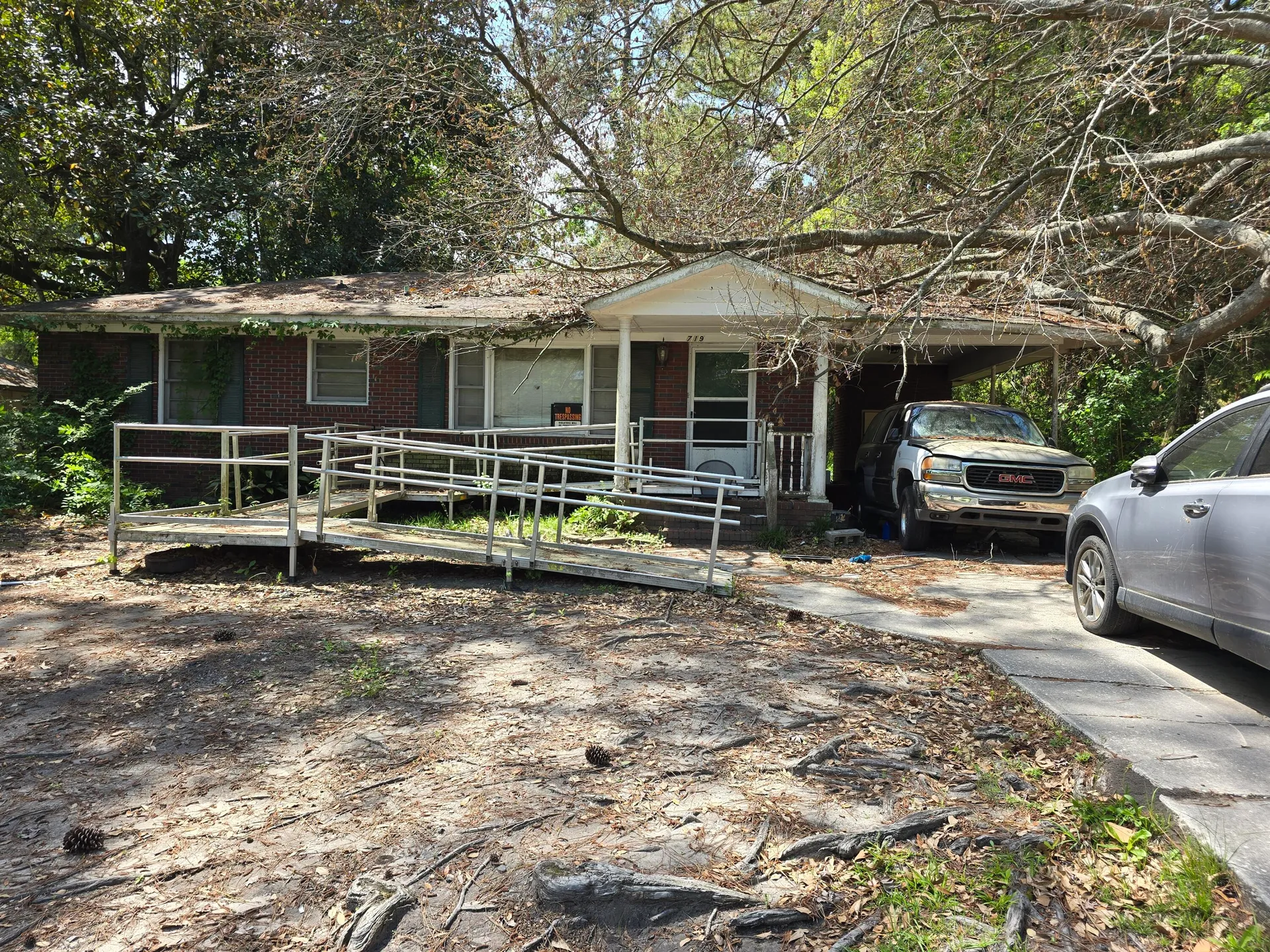 719 Wantoot Boulevard