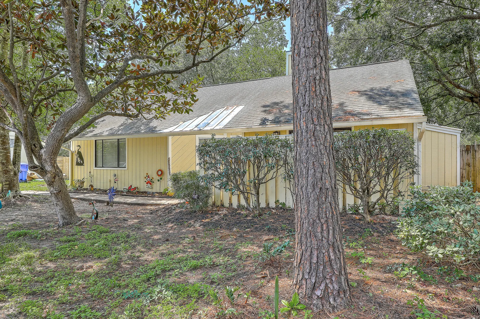 Property image 2 at 1116 Daffodil Lane, Mount Pleasant, SC 29464