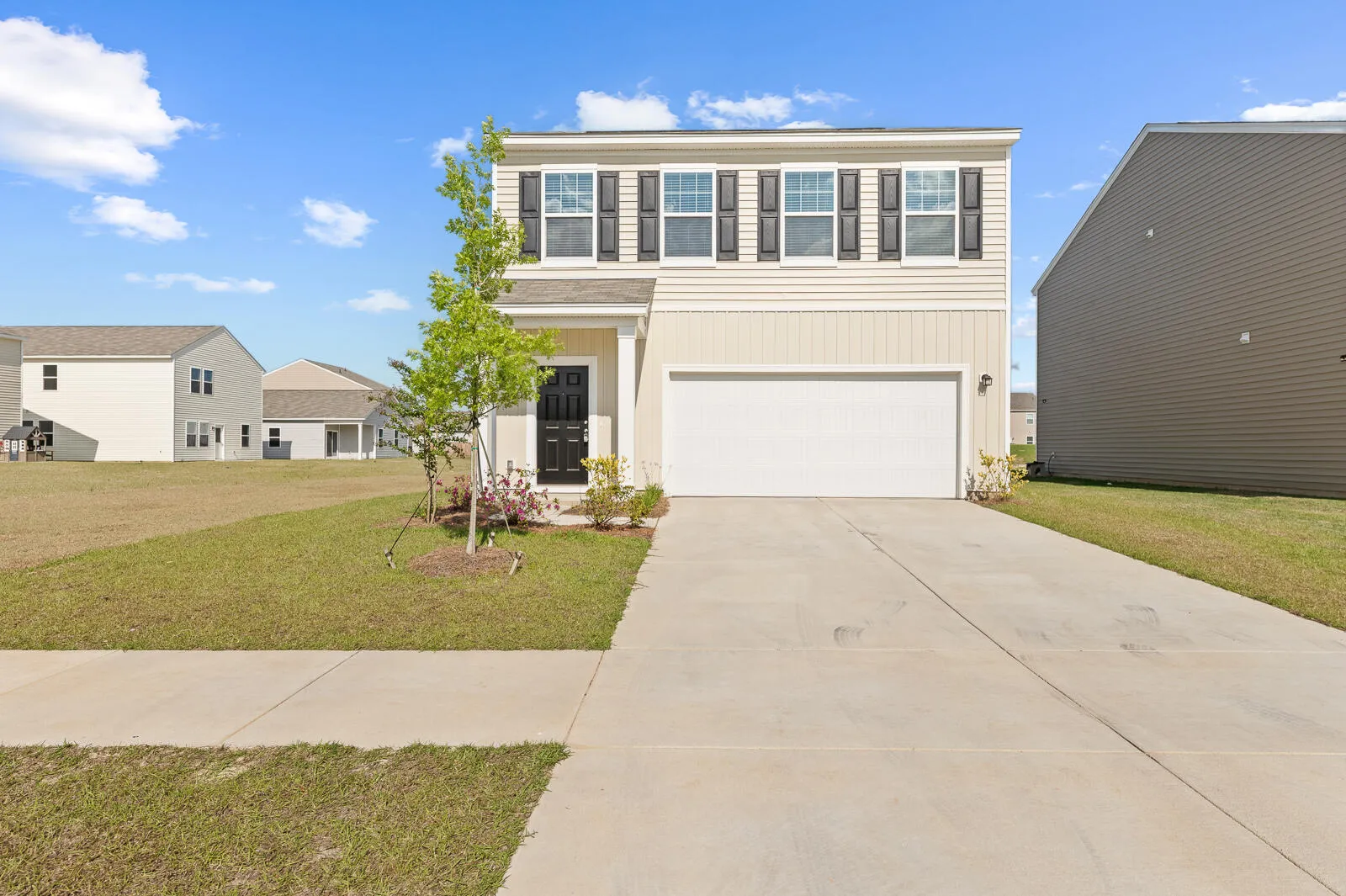 192 Lyra Lane