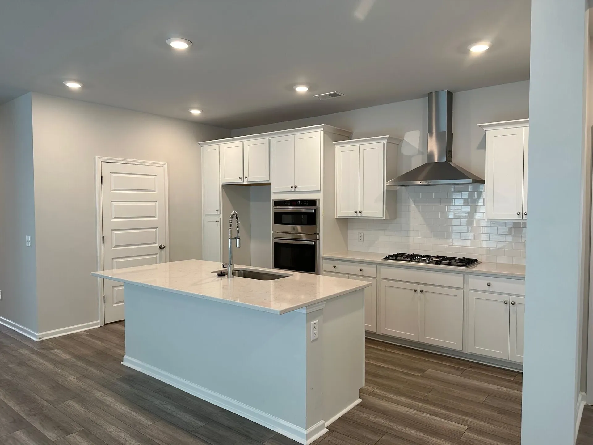 Property image 2 at 1035 Tulip Shell Street, Summerville, SC 29485