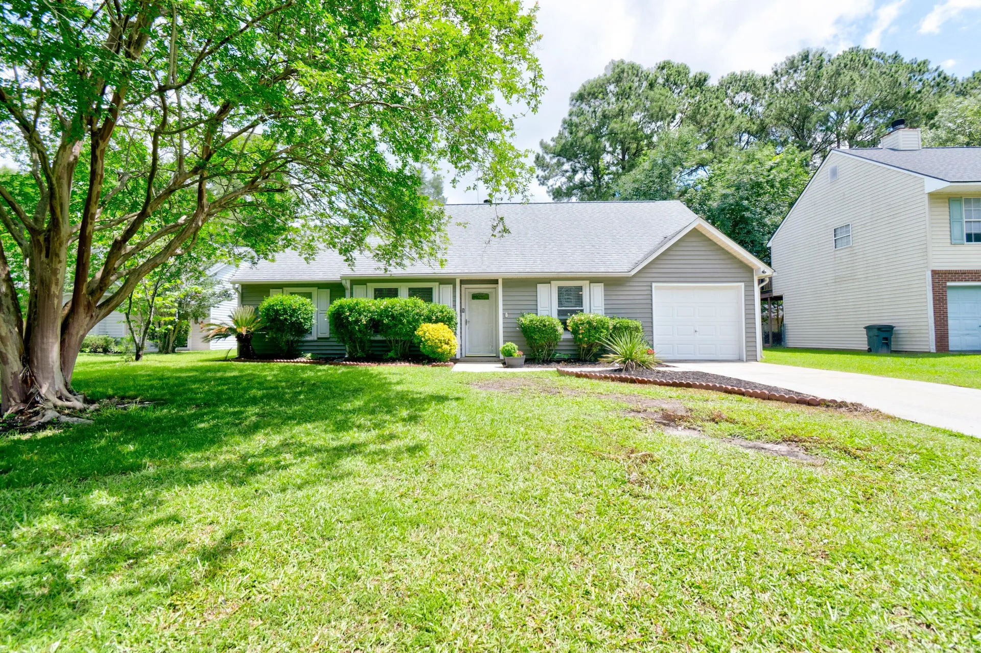 Indian Springs, Summerville Community