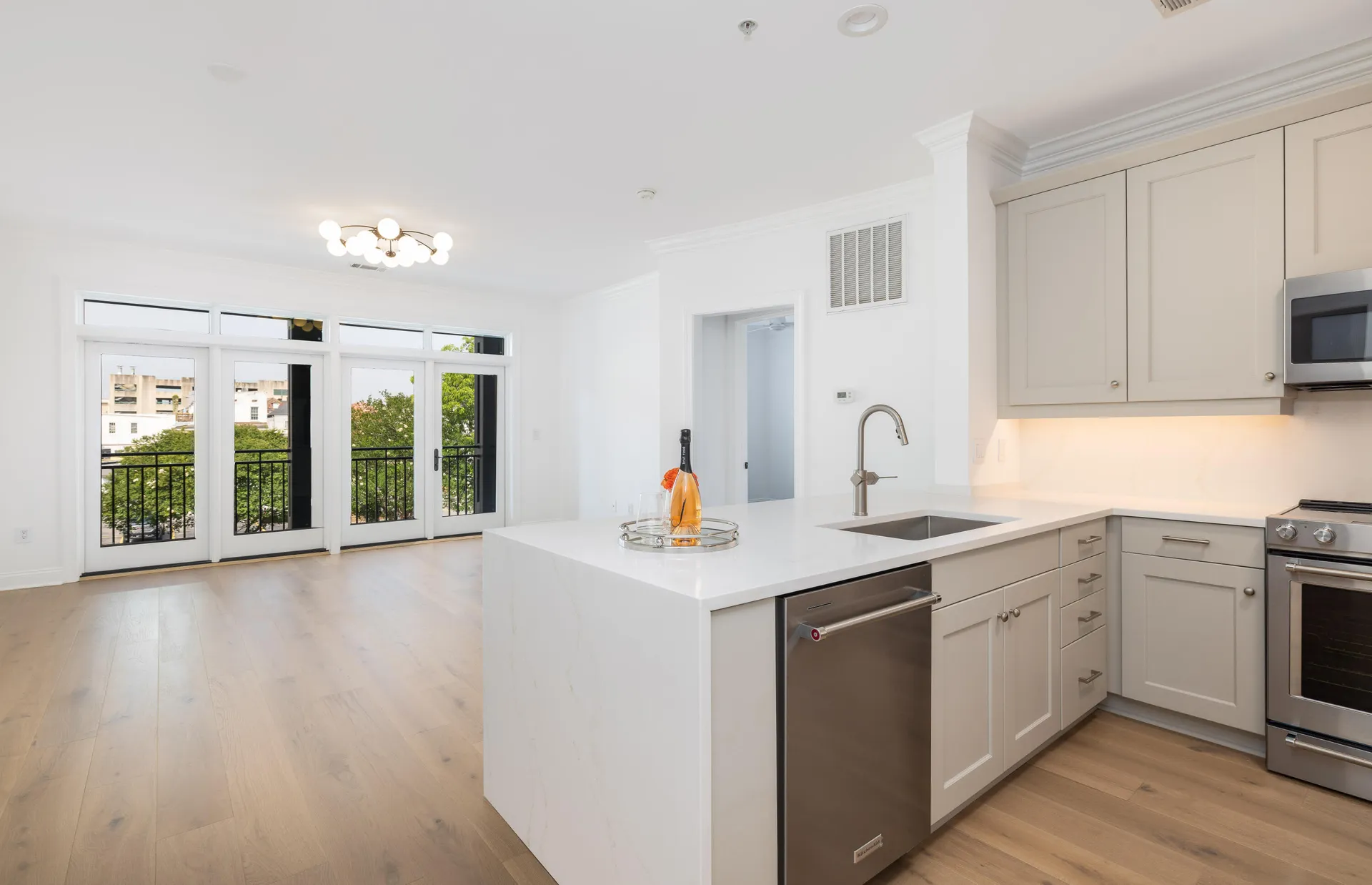 21 George Street 206