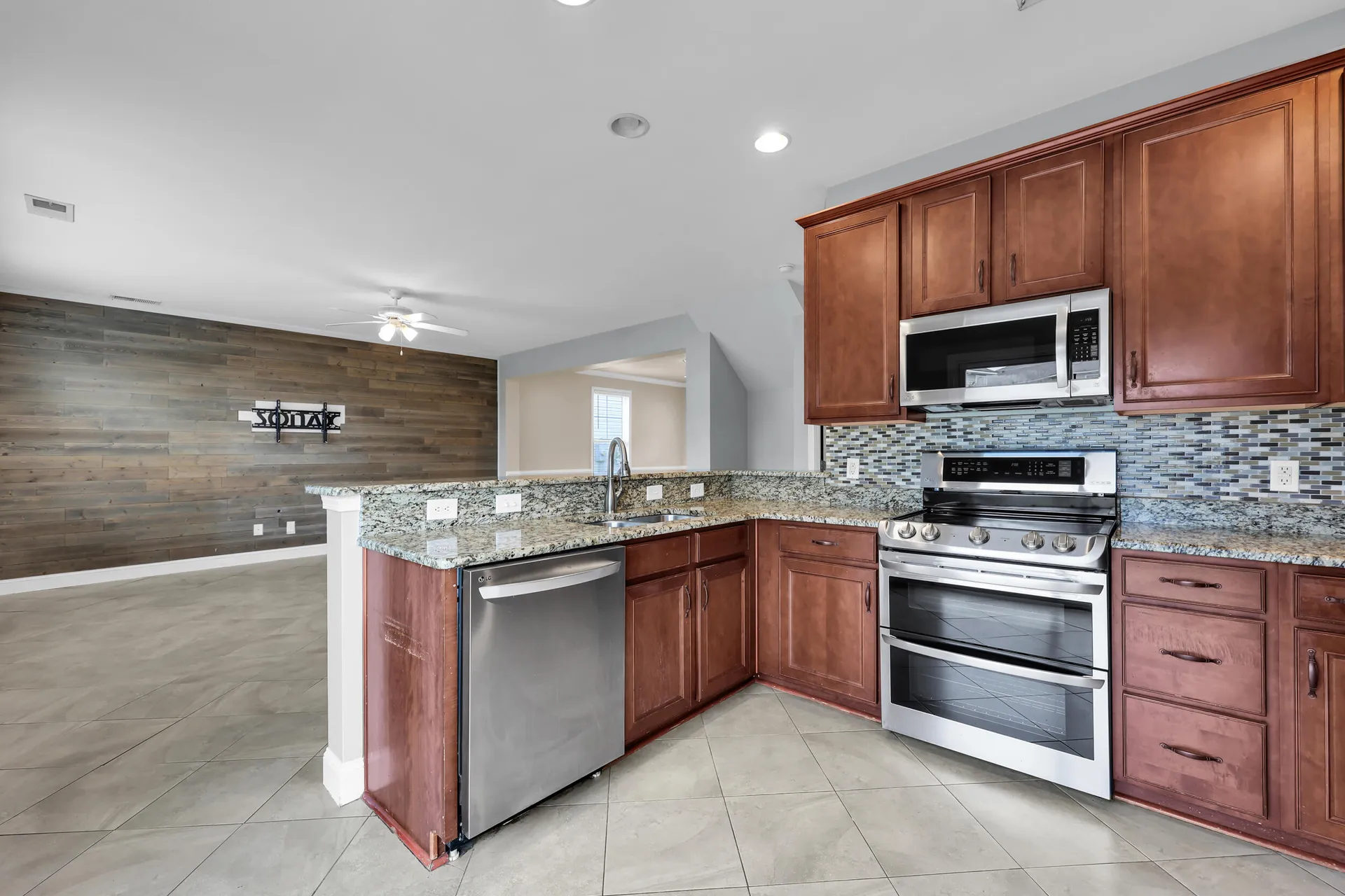 Property image 2 at 362 Sanctuary Park Drive, Summerville, SC 29486