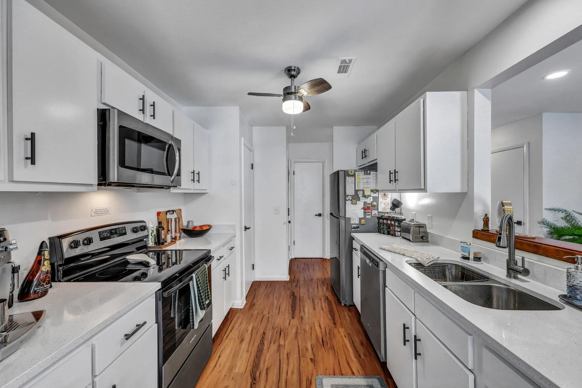 Property image 3 at 87 Ashley Hall Plantation Road 108, Charleston, SC 29407