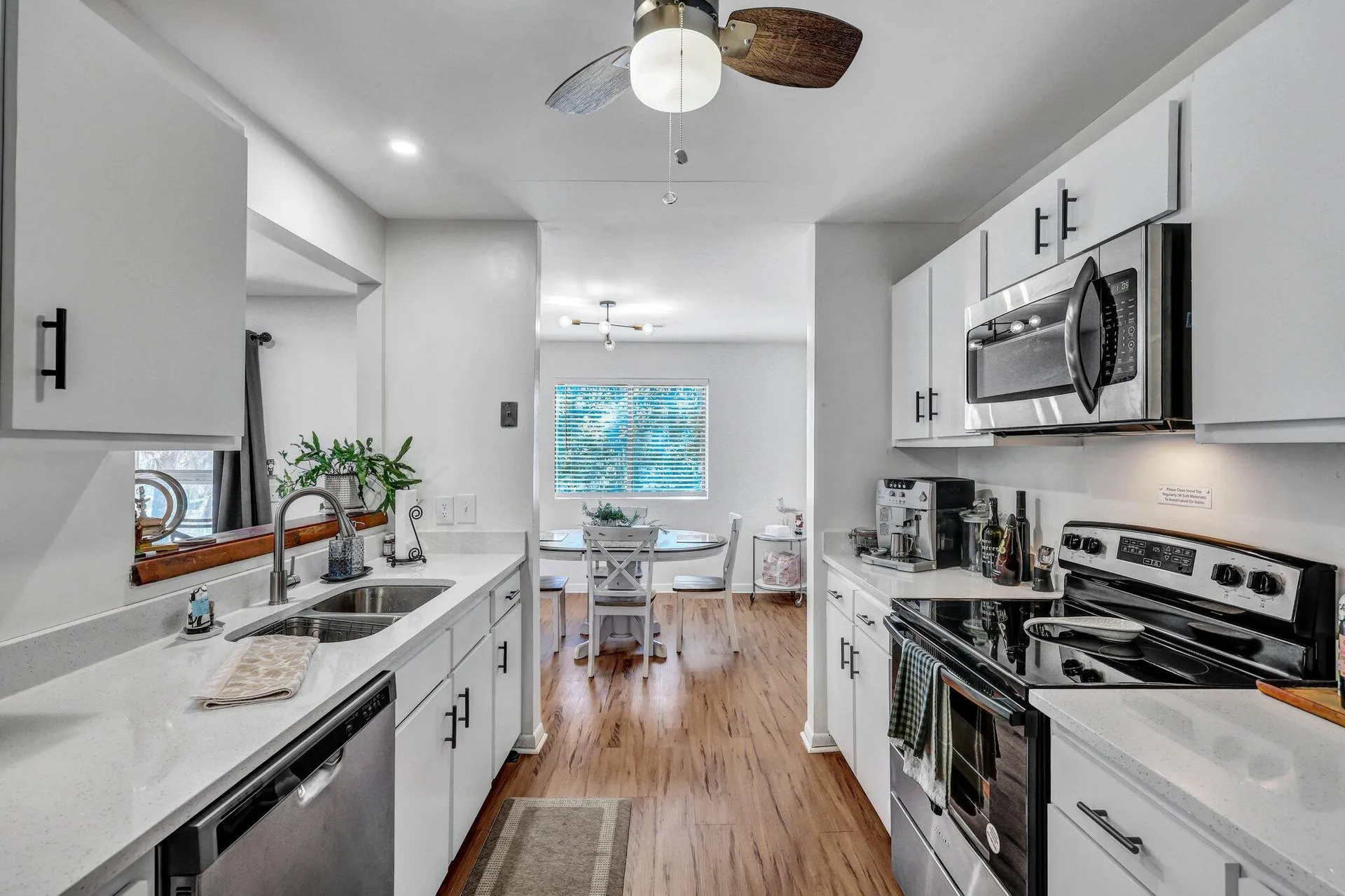 Property image 4 at 87 Ashley Hall Plantation Road 108, Charleston, SC 29407