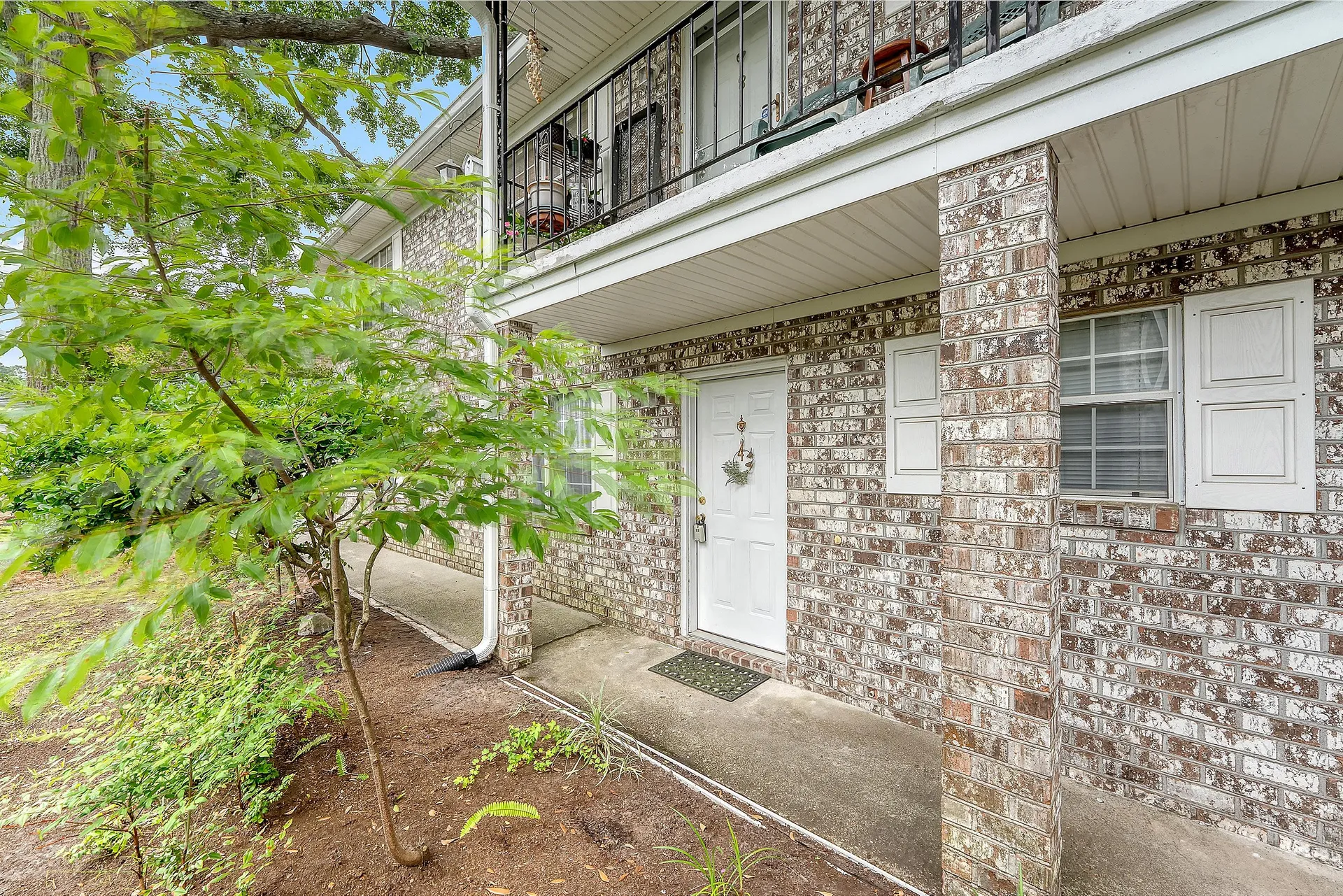 516 Arlington Drive B4