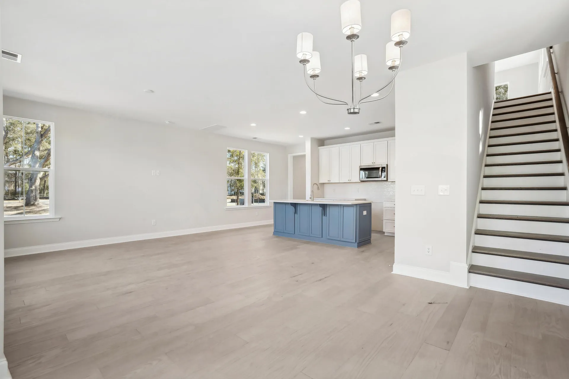 Property image 2 at 429 Queenview Lane, Charleston, SC 29414