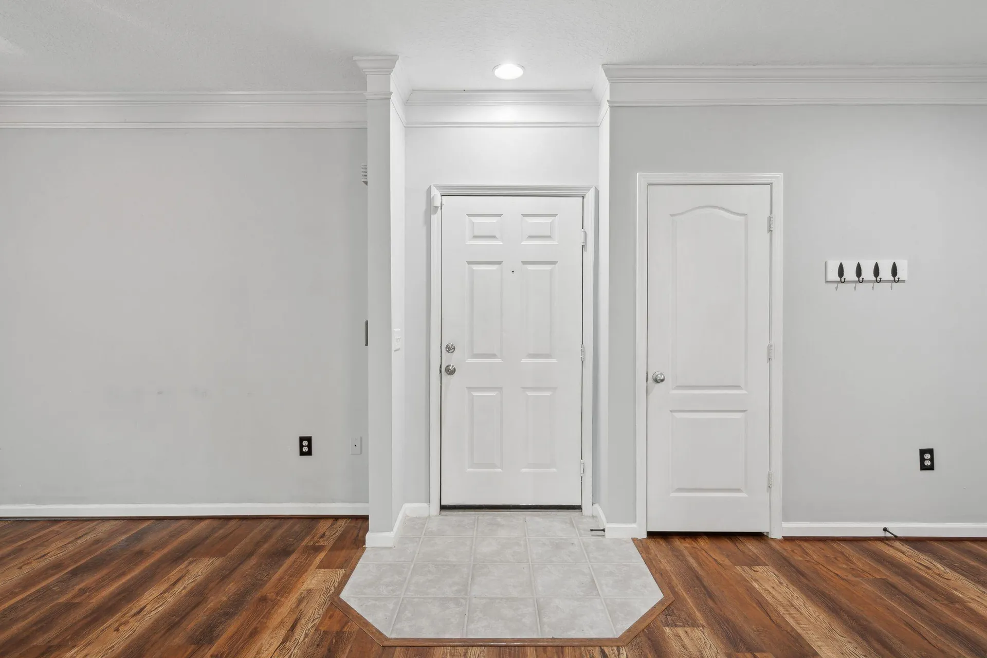 Property image 5 at 1300 Park West Boulevard 811, Mount Pleasant, SC 29466