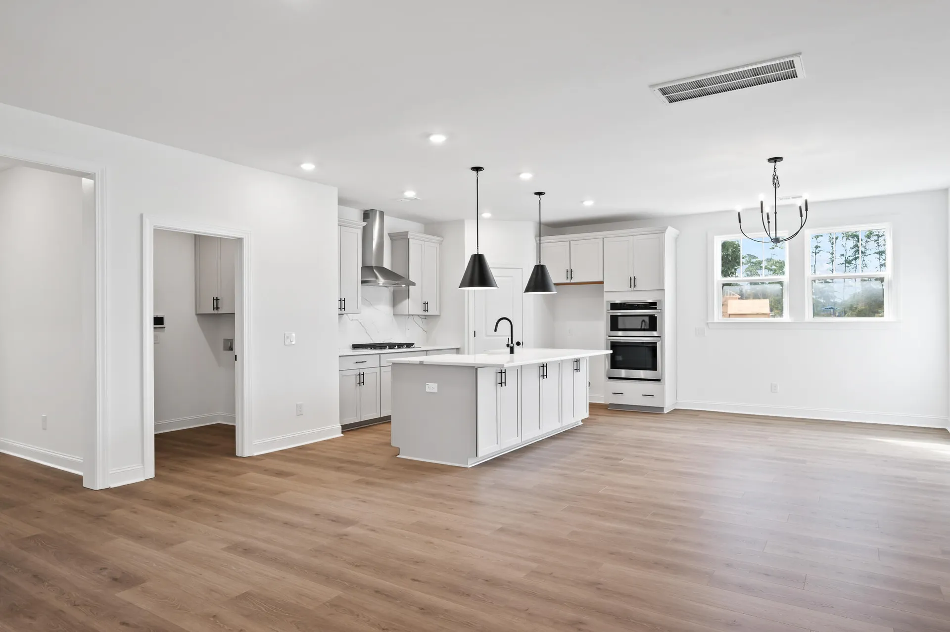 Property image 4 at 5706 Barbary Coast Road, Hollywood, SC 29449