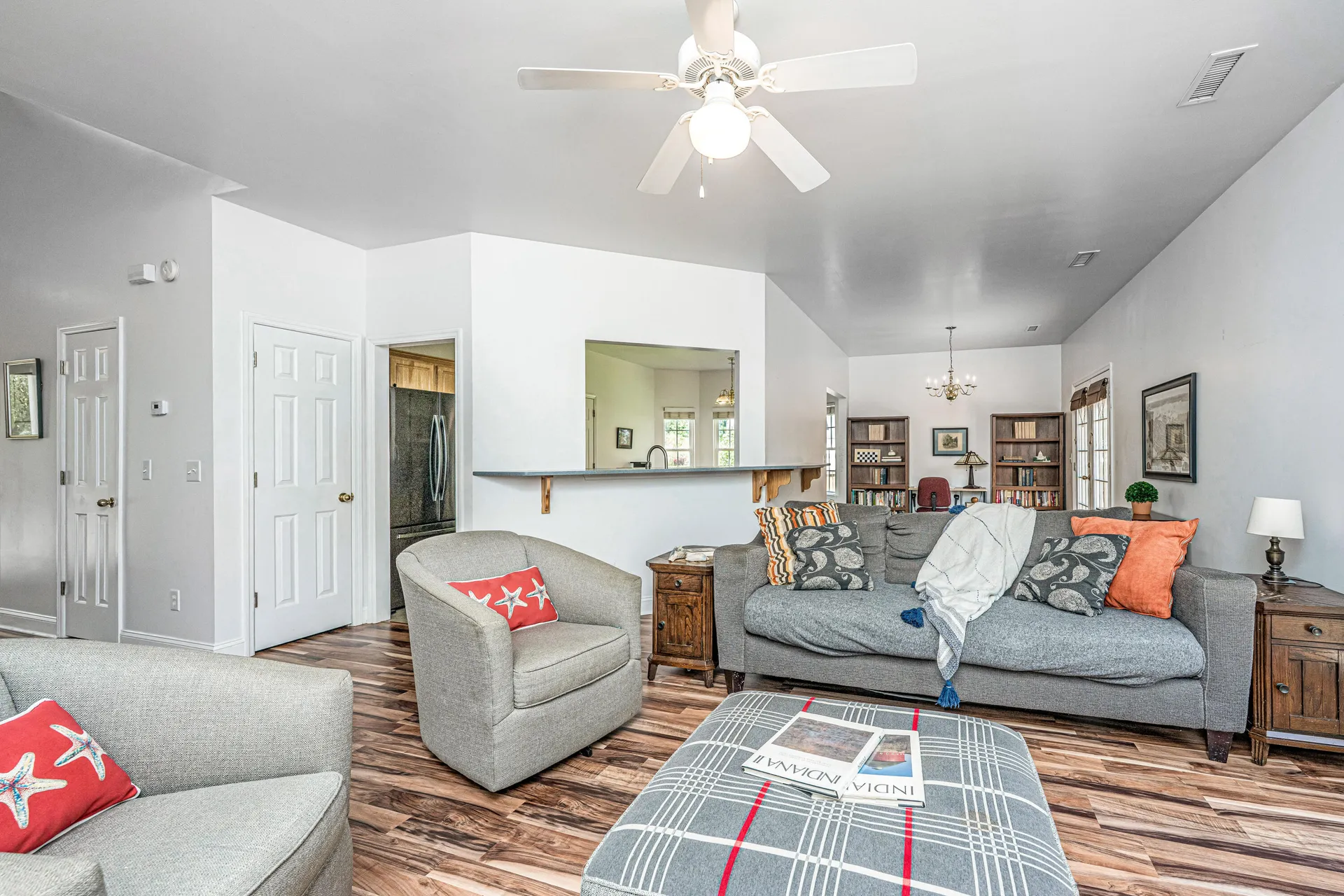 Property image 4 at 126 Hanahan Plantation Circle, Hanahan, SC 29410