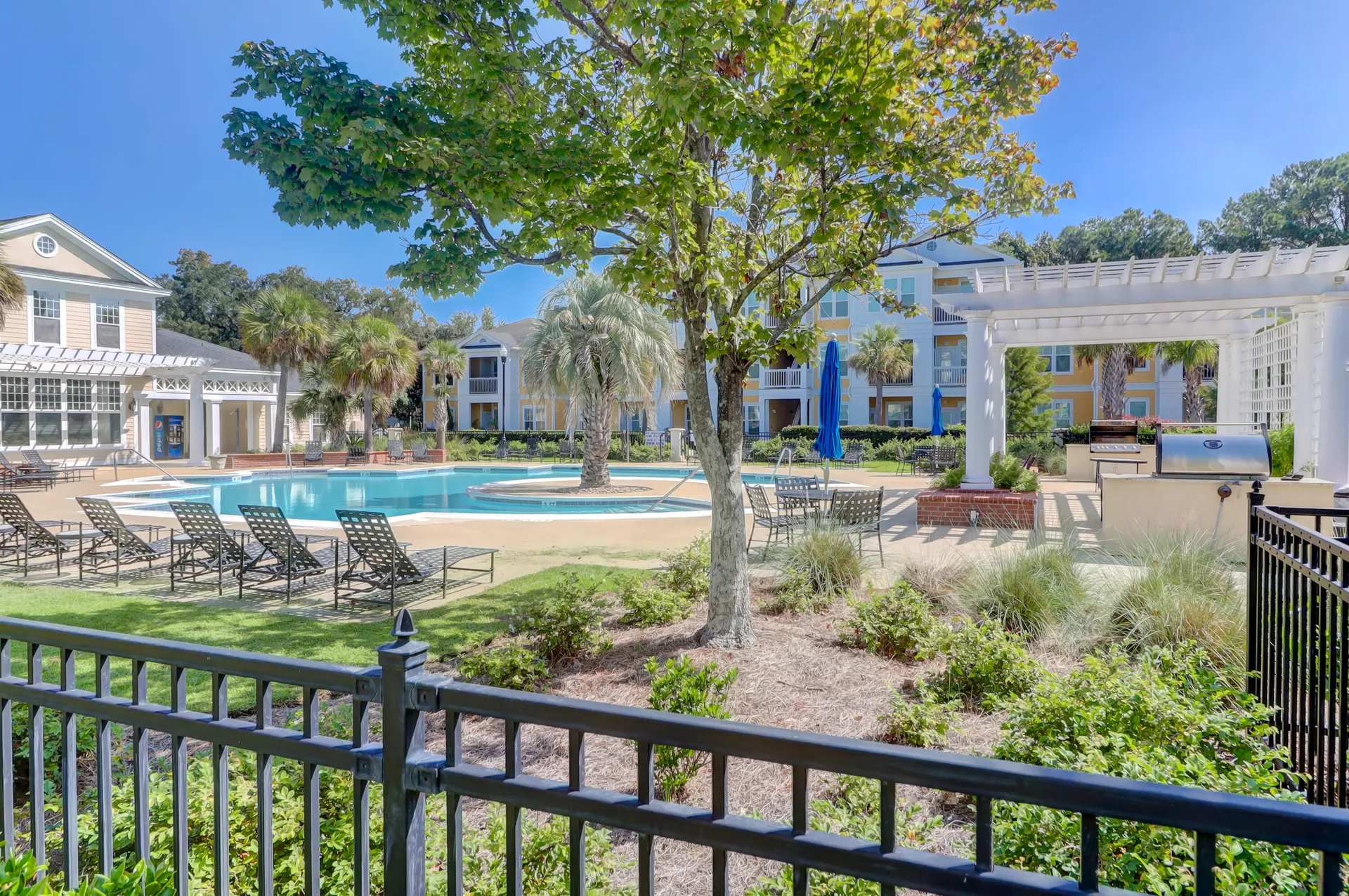 Southampton Pointe, Mount Pleasant Community