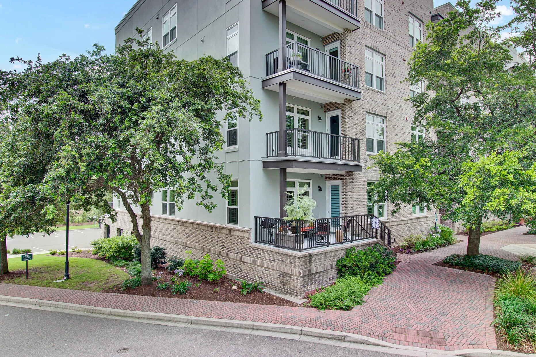 Property image 3 at 125 Pier View Street 209, Charleston, SC 29492