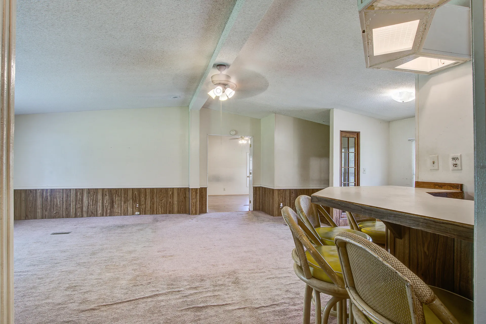 Property image 5 at 663 Barn Road, Bonneau, SC 29431