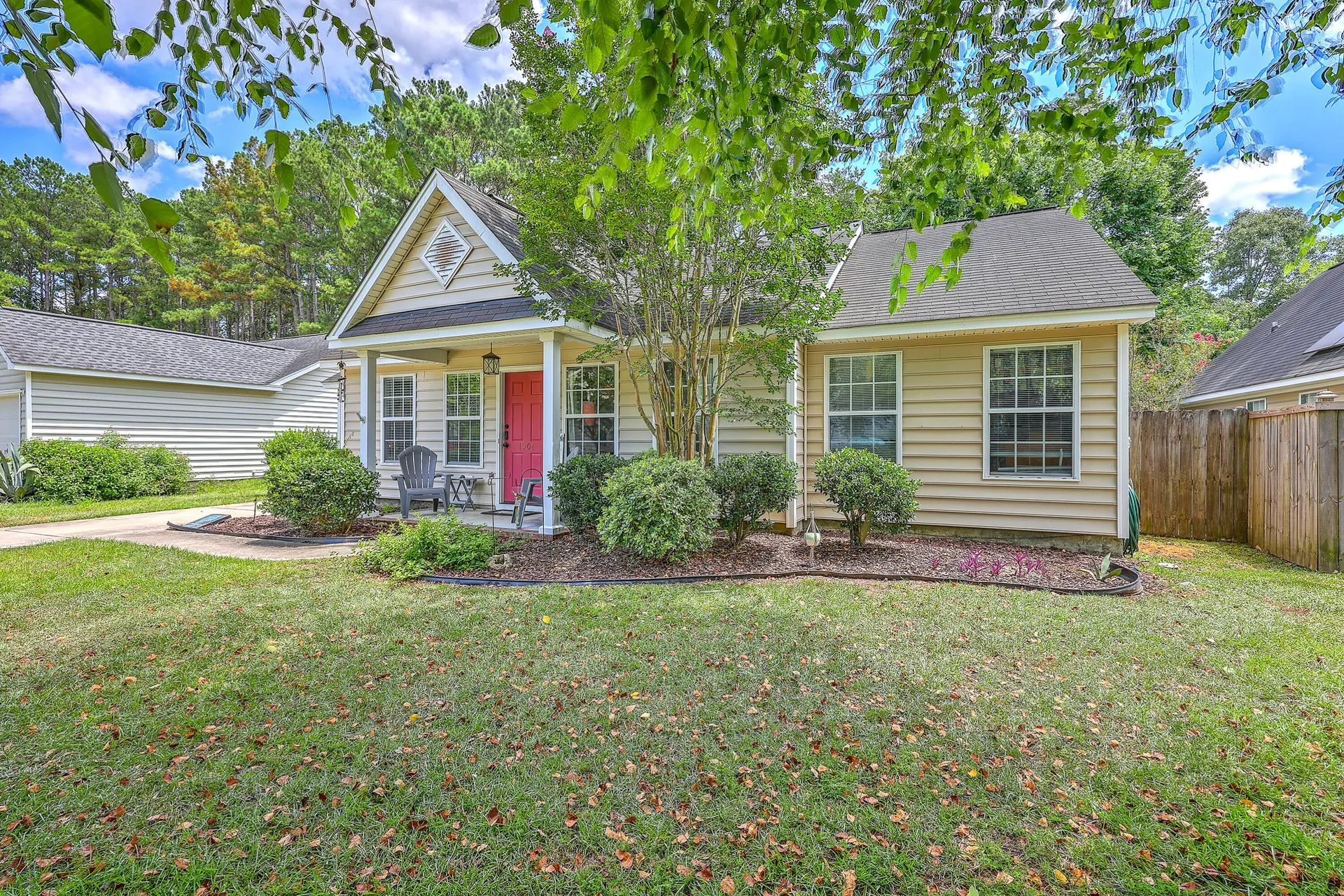 Property image 2 at 1004 Providence Way, Summerville, SC 29483