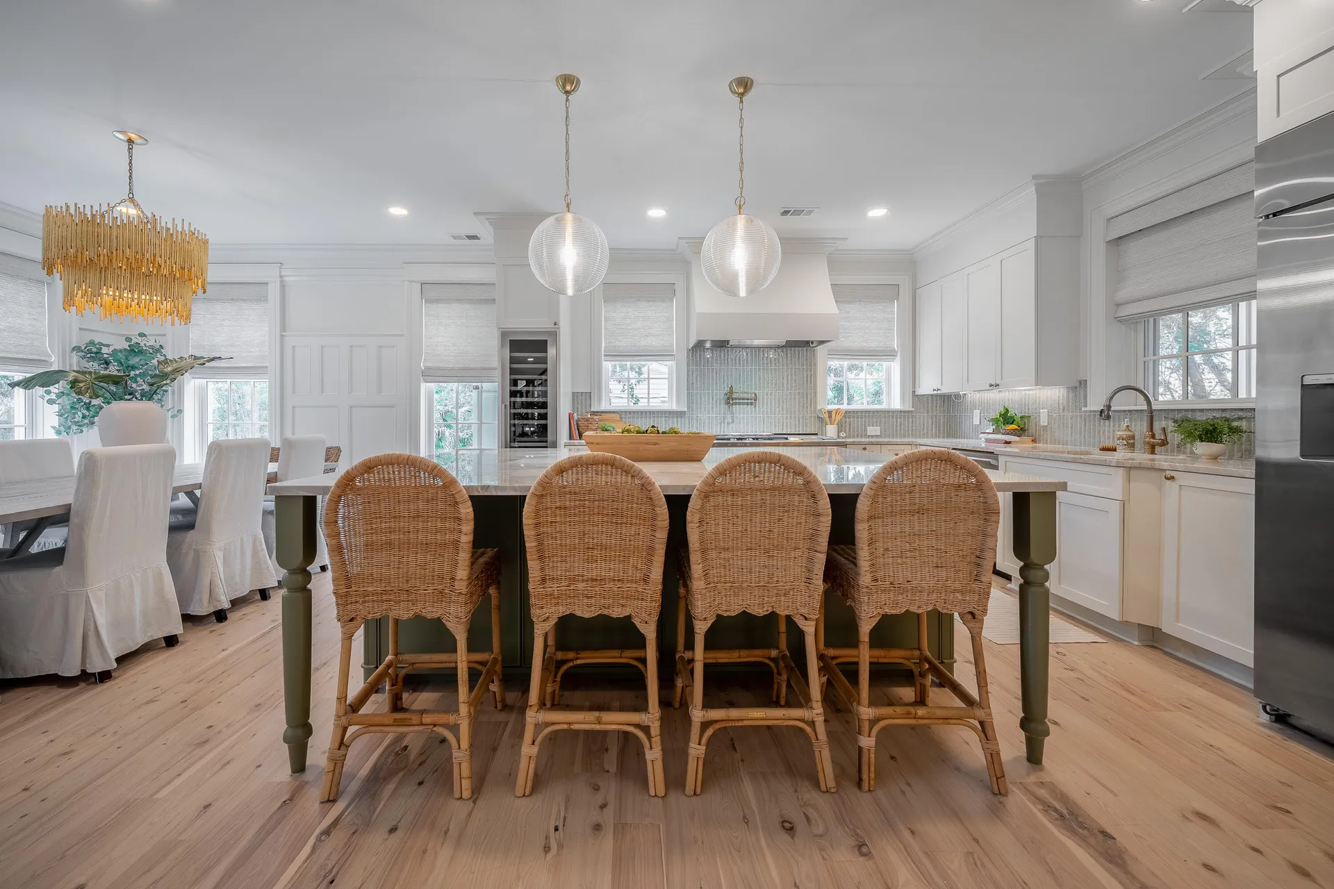 Property image 5 at 108 Live Oak Drive, Mount Pleasant, SC 29464