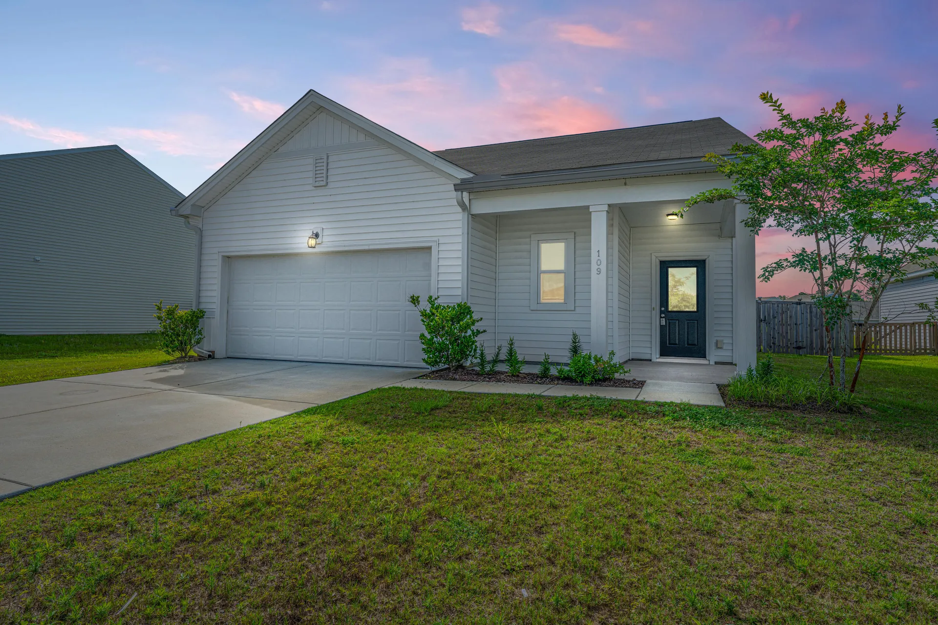 109 Lyra Lane