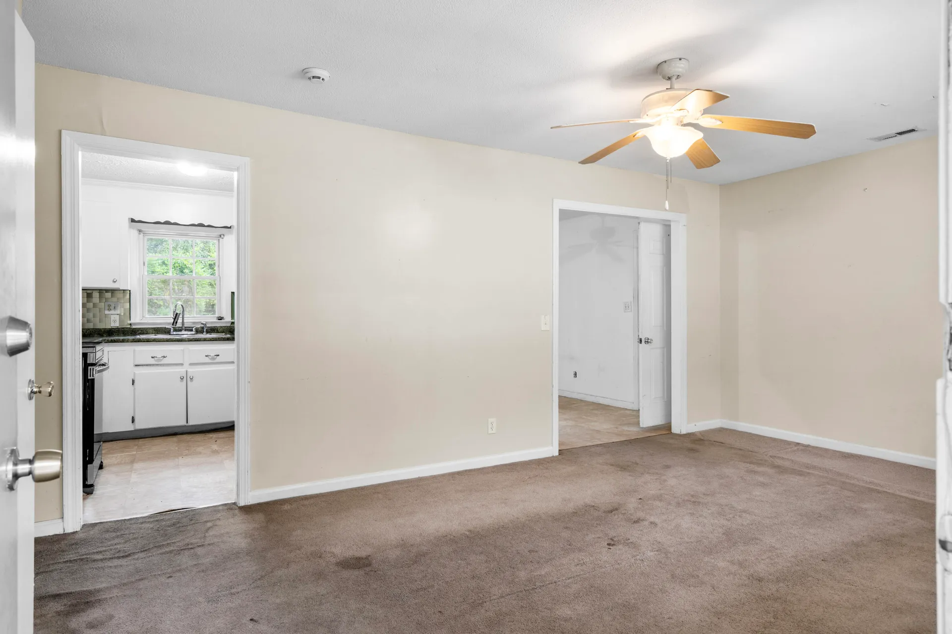 Property image 5 at 323 Amy Drive, Goose Creek, SC 29445