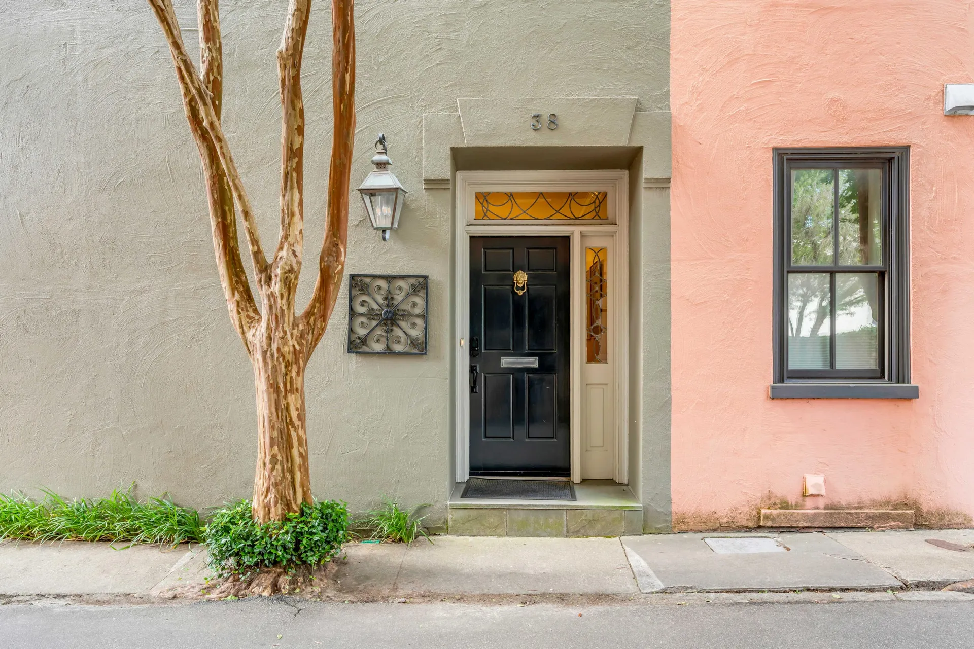 38 Elliott Street