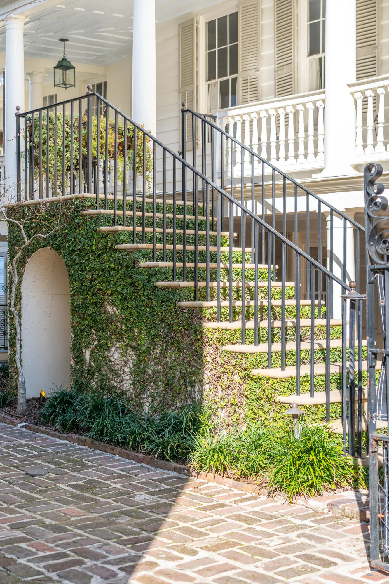 Property image 4 at 11 Church Street, Charleston, SC 29401