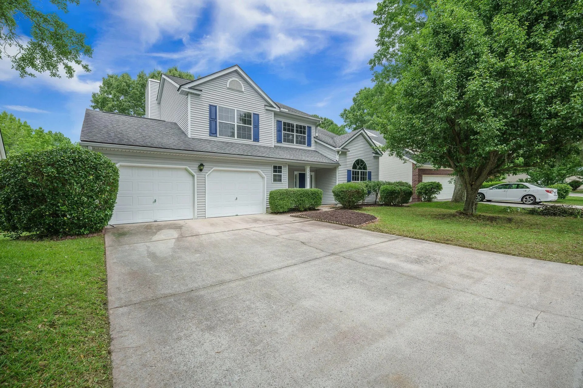 Property image 3 at 5406 Woodbreeze Drive, North Charleston, SC 29420