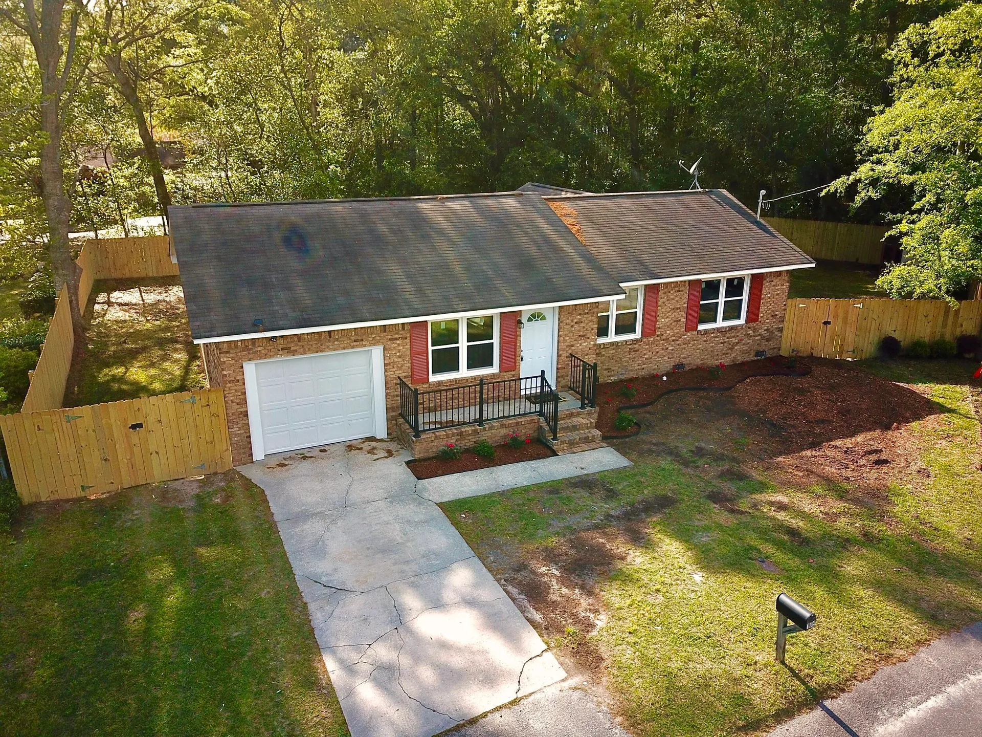 Property image 2 at 109 Tupelo Drive, Summerville, SC 29485