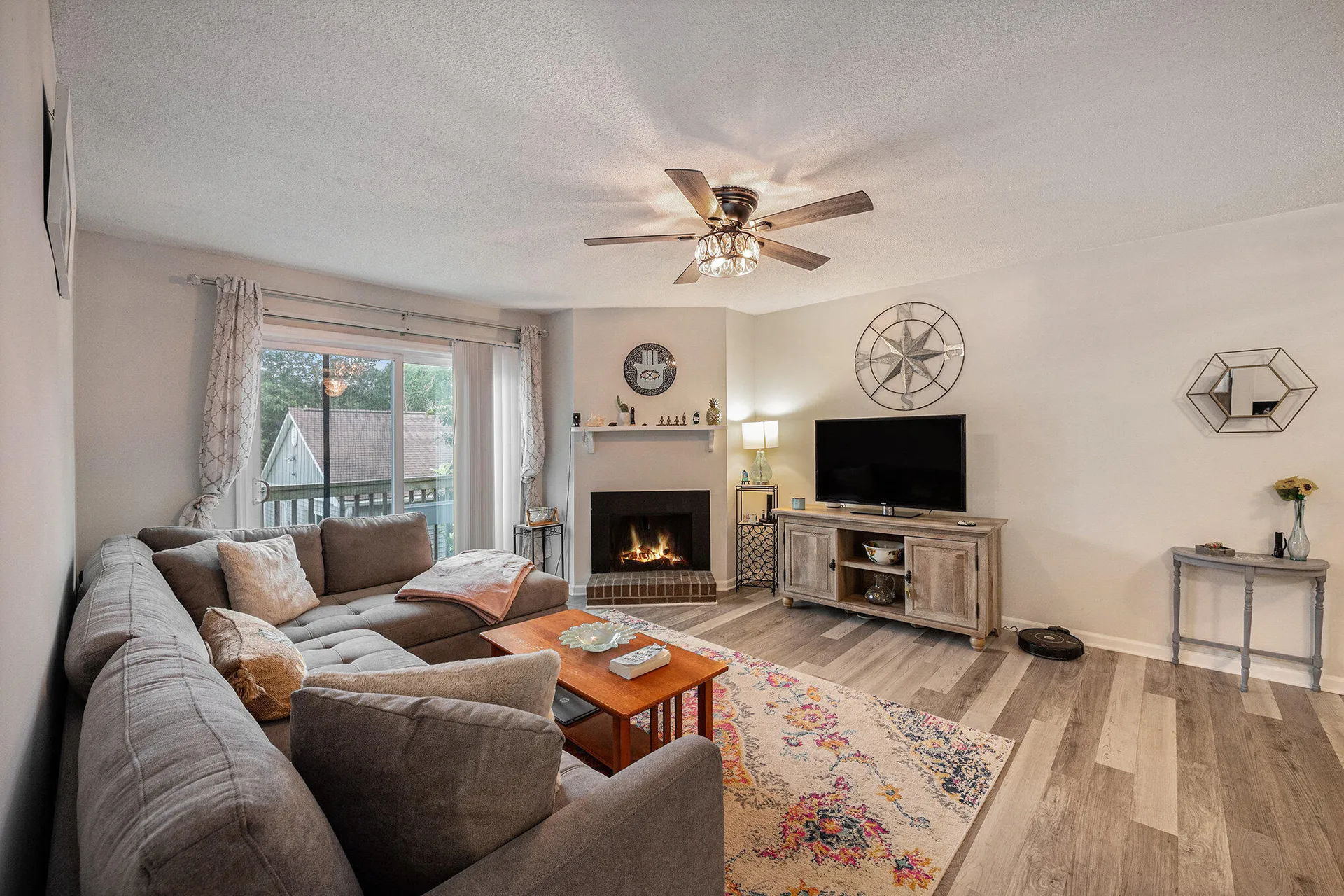Property image 5 at 1402 Camp Road 9g, Charleston, SC 29412