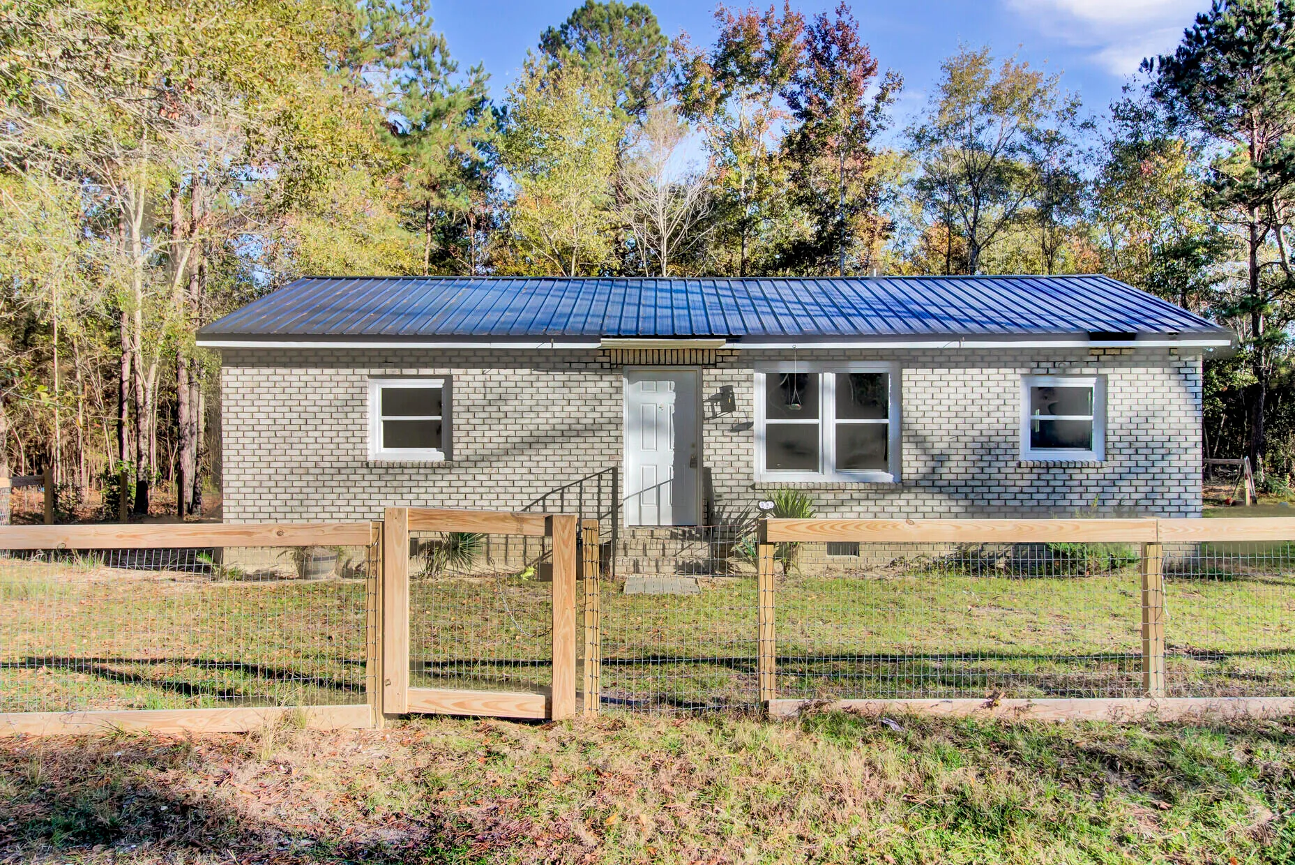Property image 2 at 1243 Pineville Circle, Pineville, SC 29468