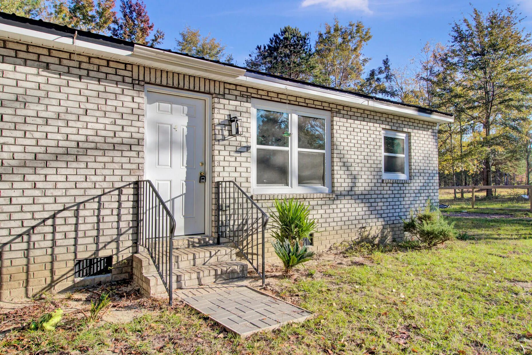 Property image 3 at 1243 Pineville Circle, Pineville, SC 29468