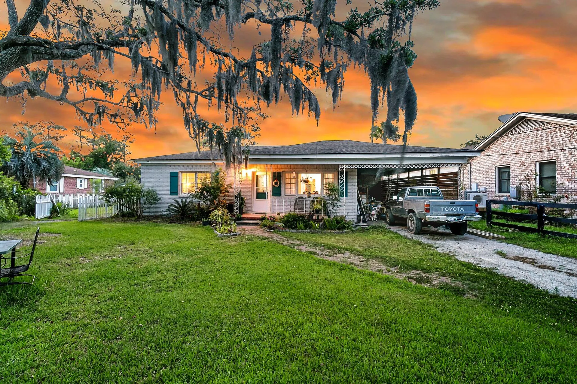 Property image 2 at 200 Wappoo Road, Charleston, SC 29407