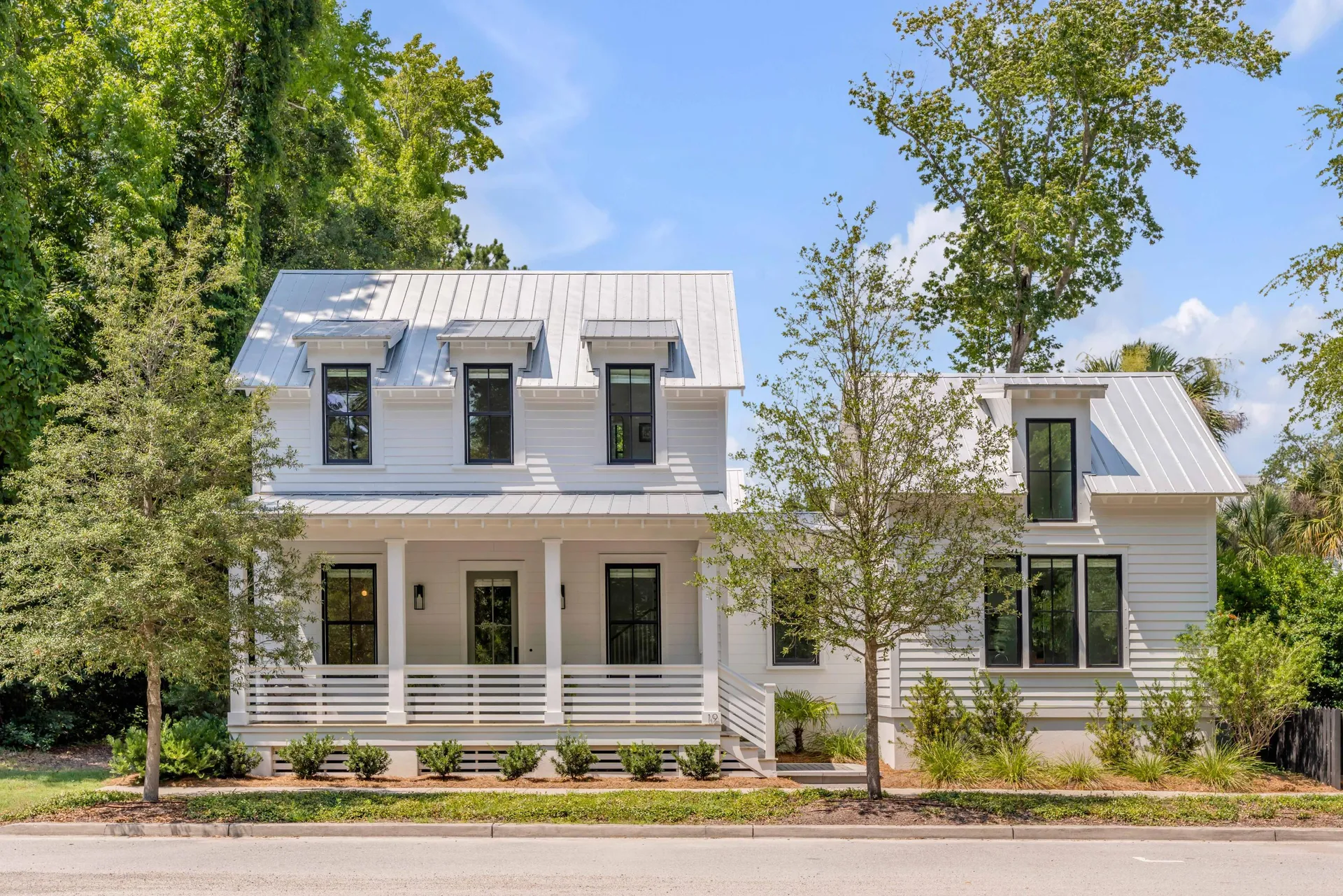 Property image 3 at 19 Mobile Street, Mount Pleasant, SC 29464