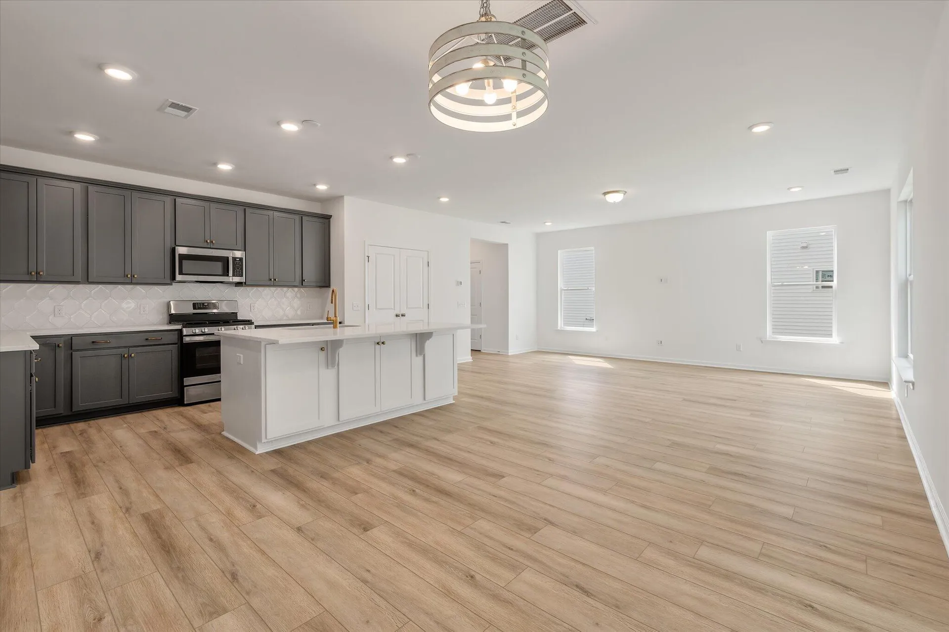 Property image 3 at 327 Blue Oak Drive, Moncks Corner, SC 29461