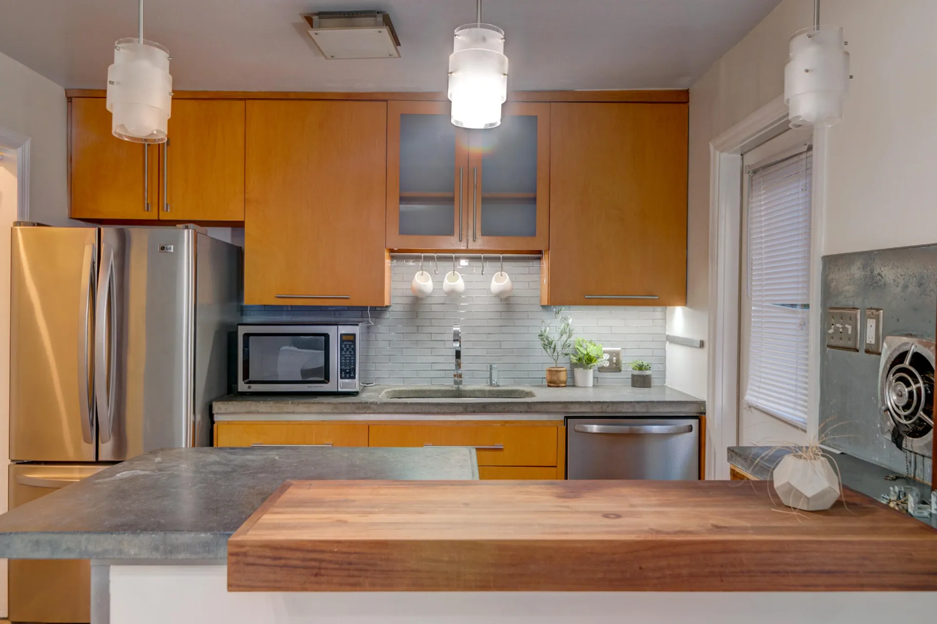 Property image 5 at 7 Doughty Street F, Charleston, SC 29403