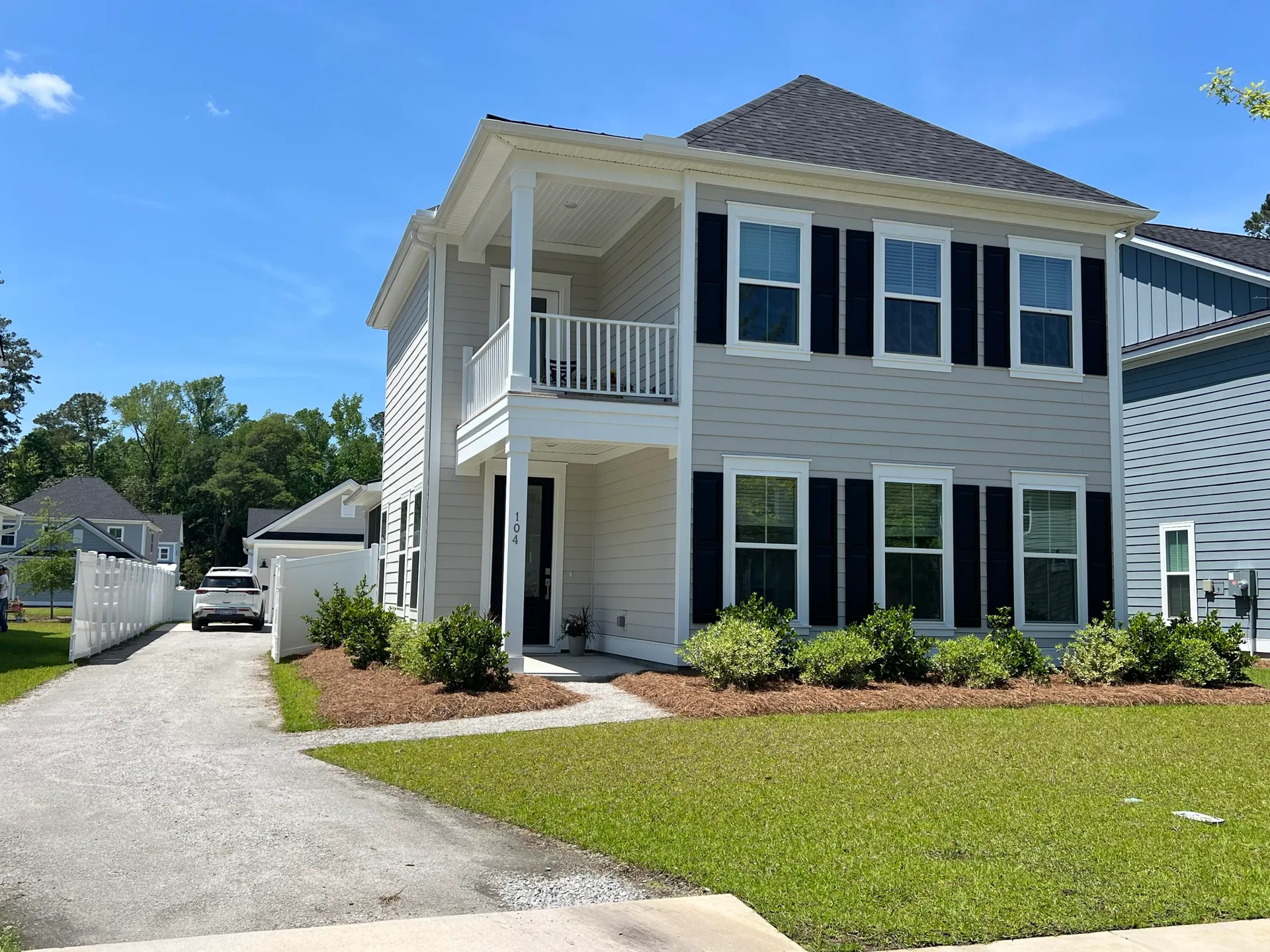 Pineland Village, Summerville Community