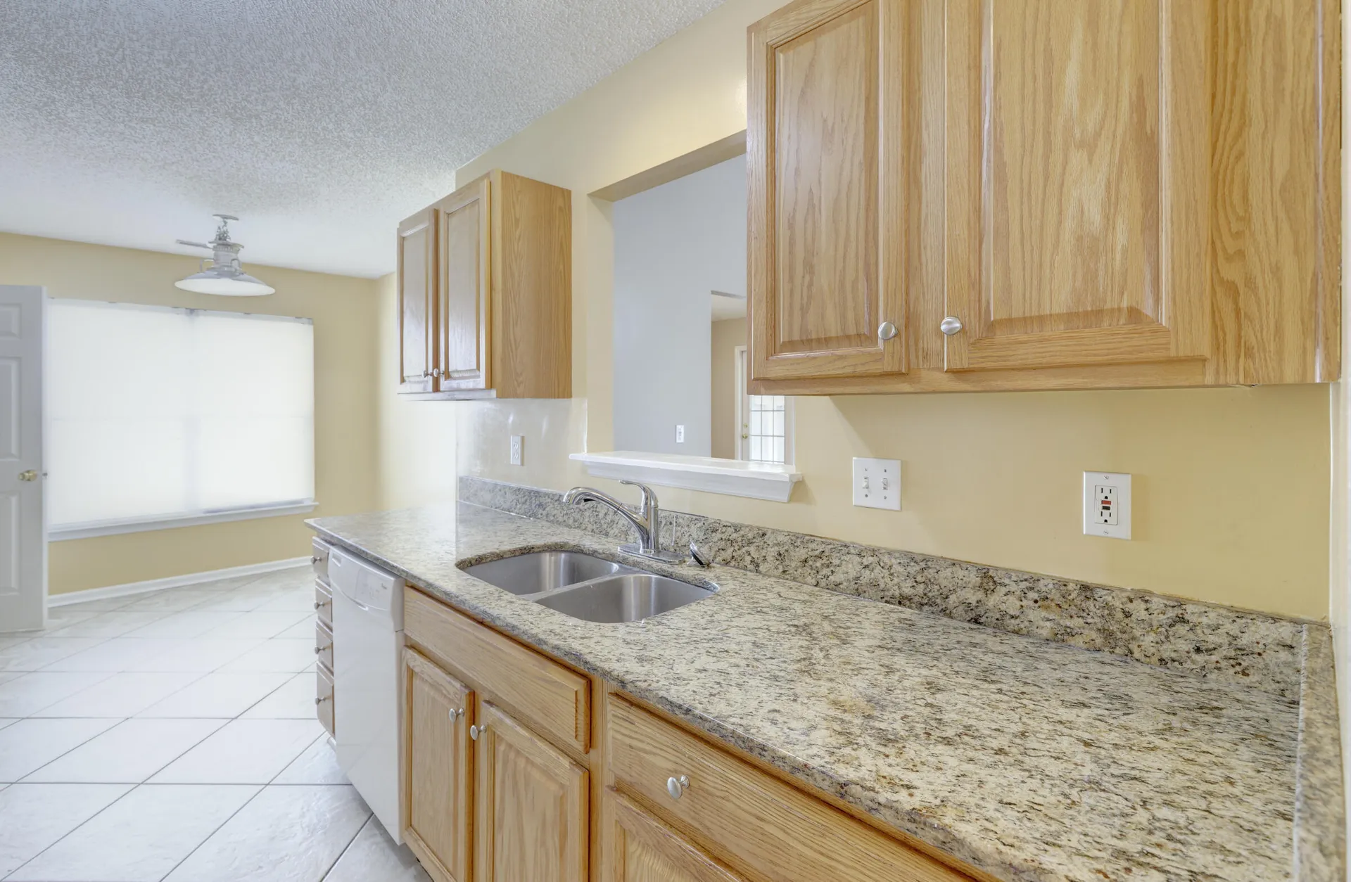 Property image 4 at 1011 Cobblestone Boulevard, Summerville, SC 29486