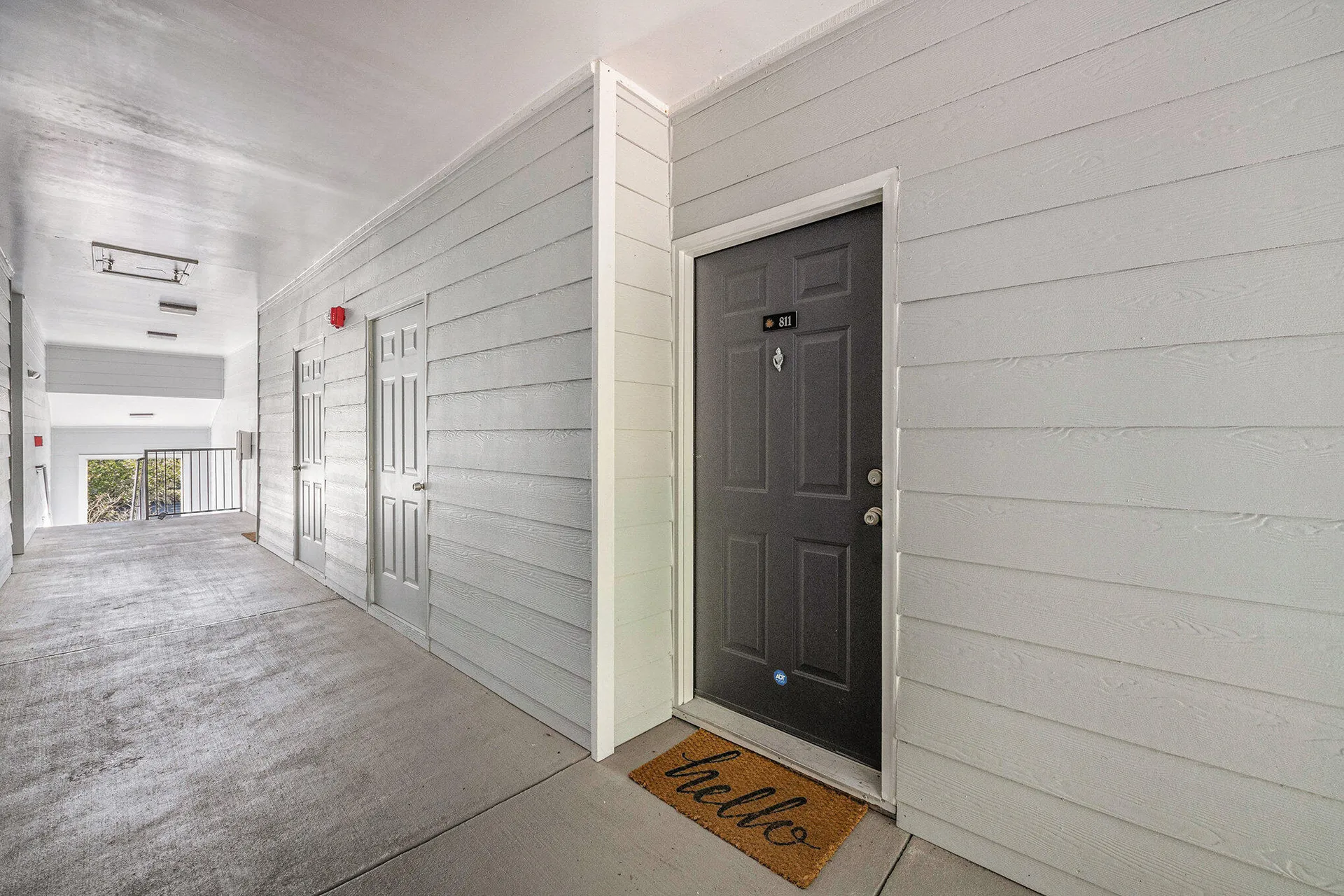 Property image 2 at 1300 Park West Boulevard 811, Mount Pleasant, SC 29466