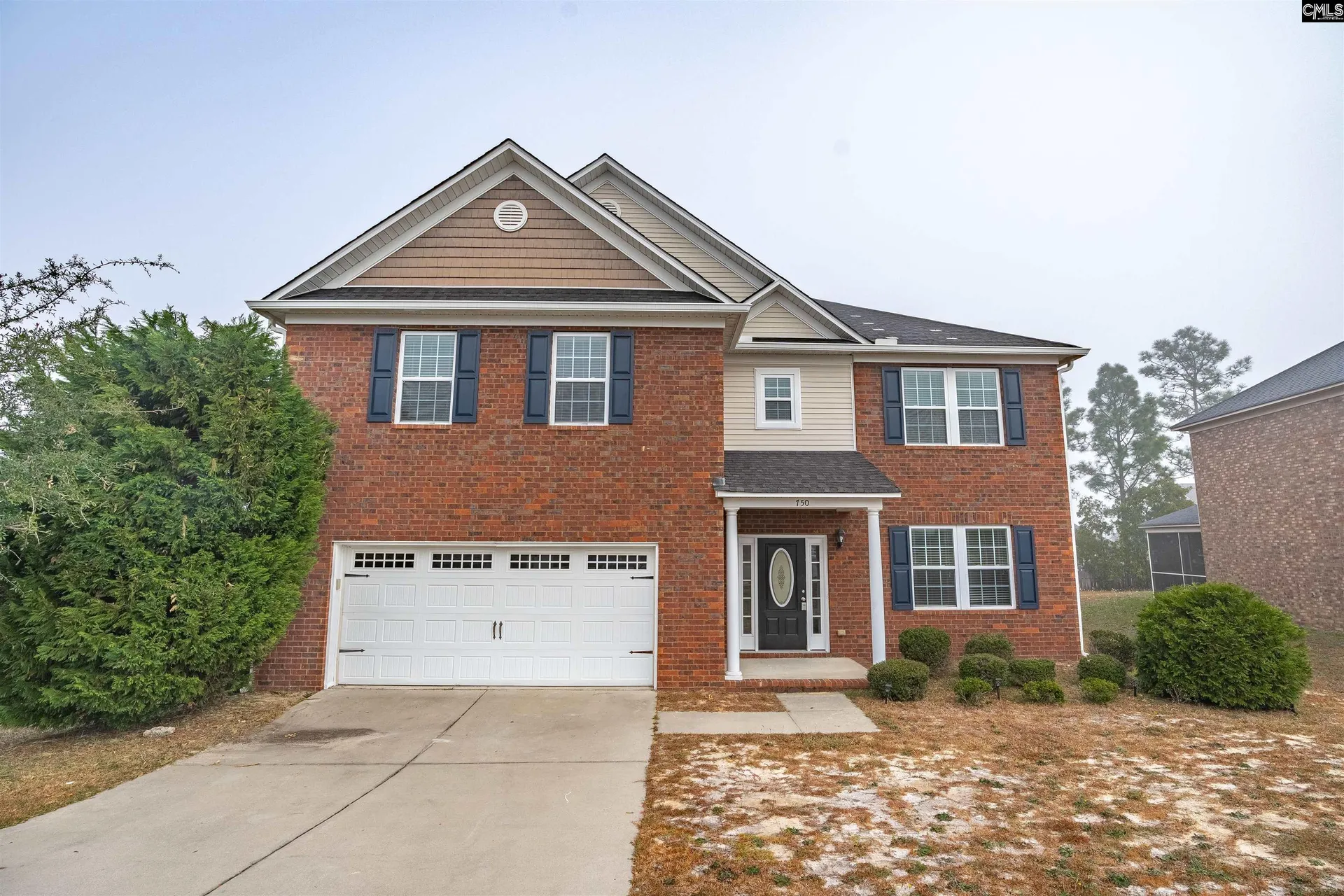 Summit Hills, Columbia Community
