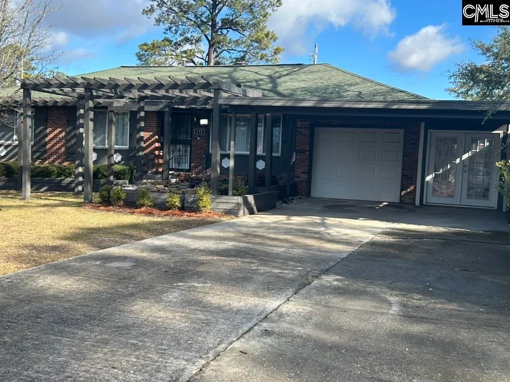 Newcastle, Columbia Community
