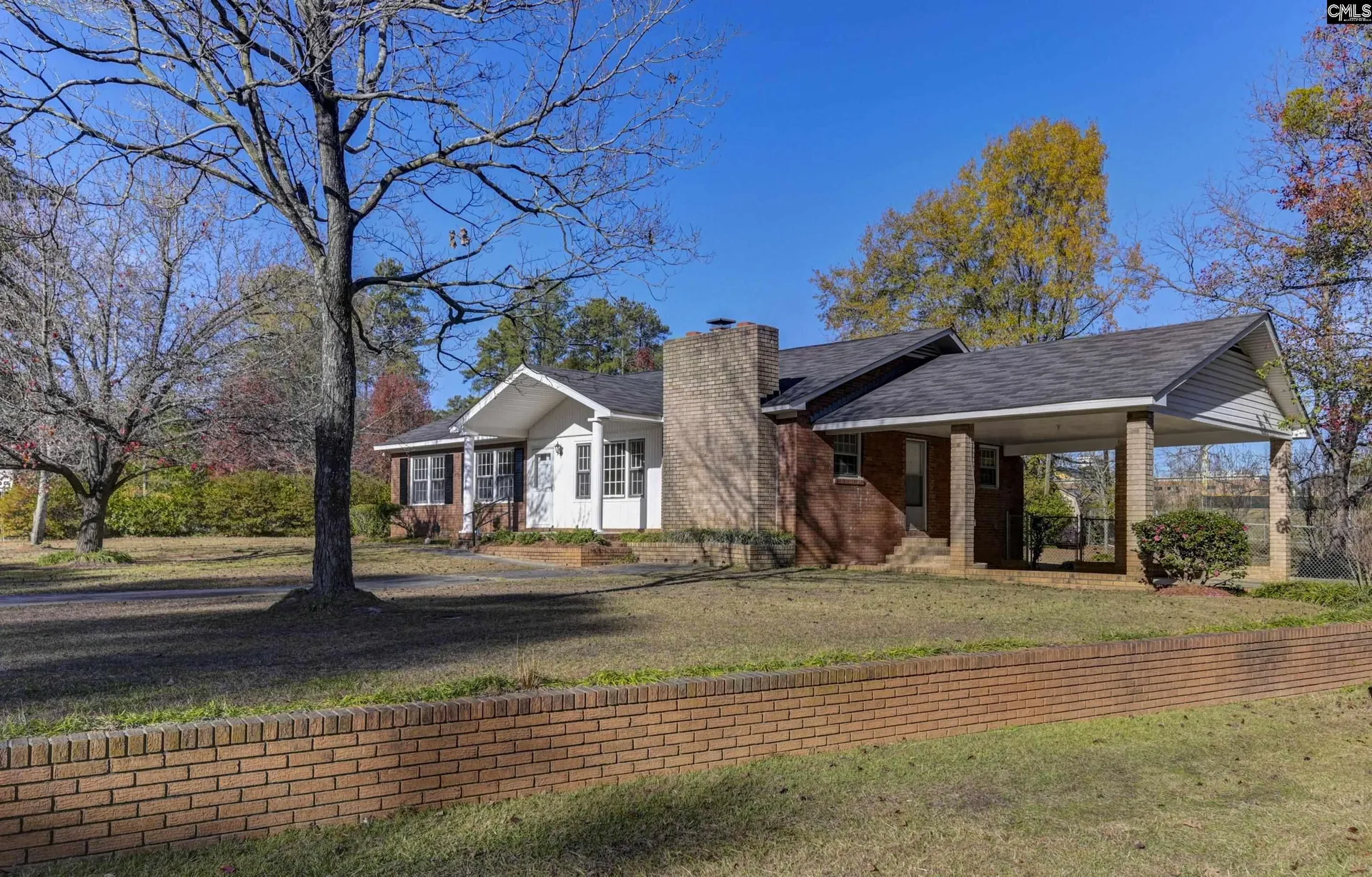 Challedon West, Columbia Community