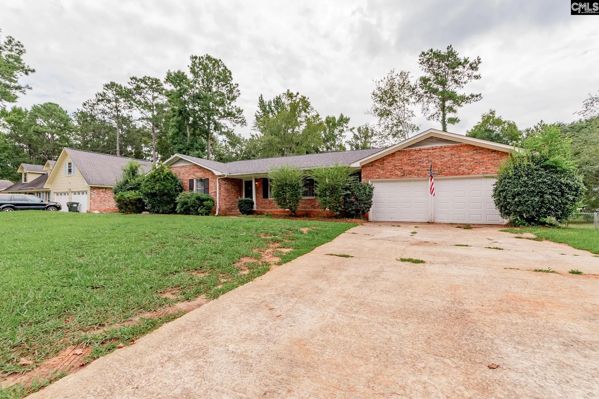 419 N Royal Tower Drive